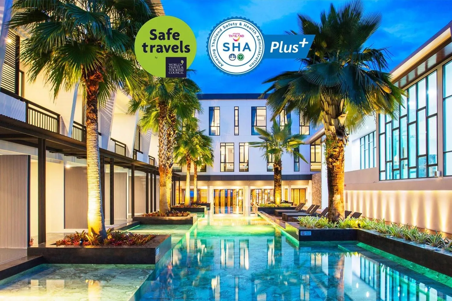 Swimming pool in Chaweng Villawee Hotel