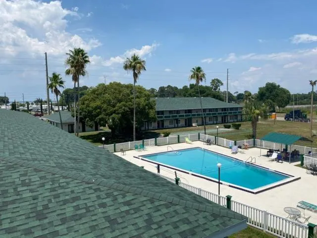 Inn On The Green Florida