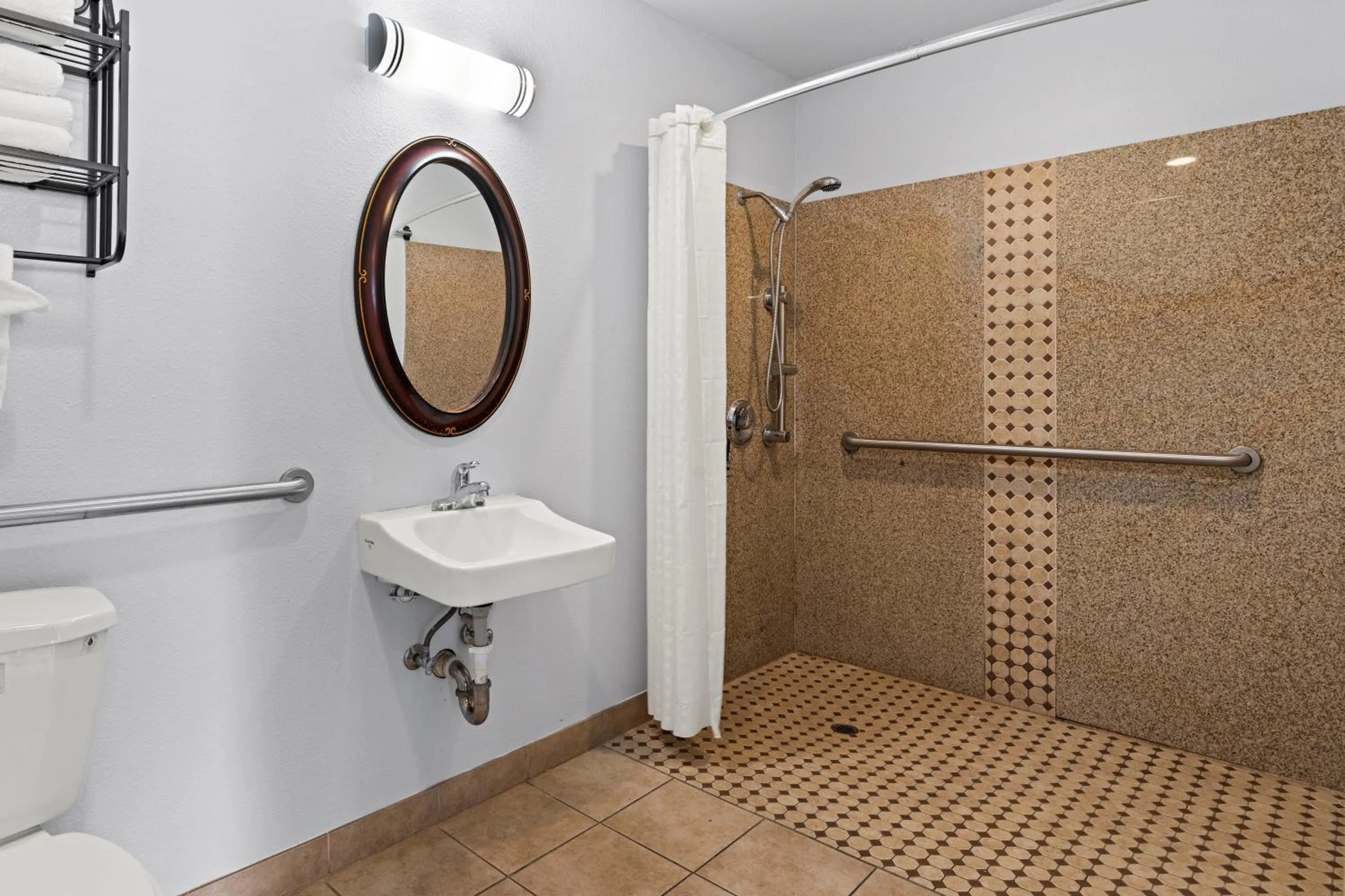 Bathroom in Bay Breeze Inn