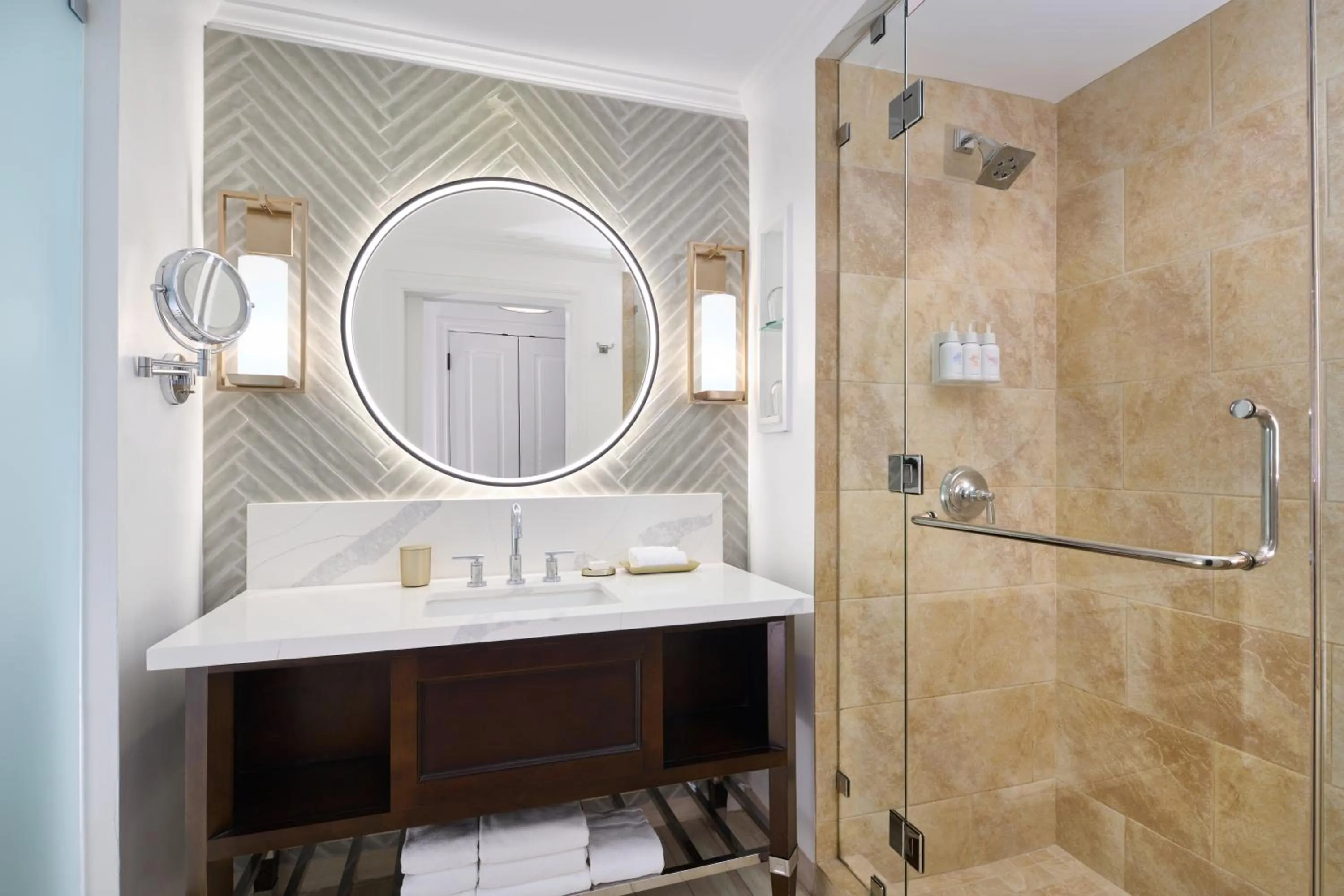 Shower in The Meritage Resort and Spa