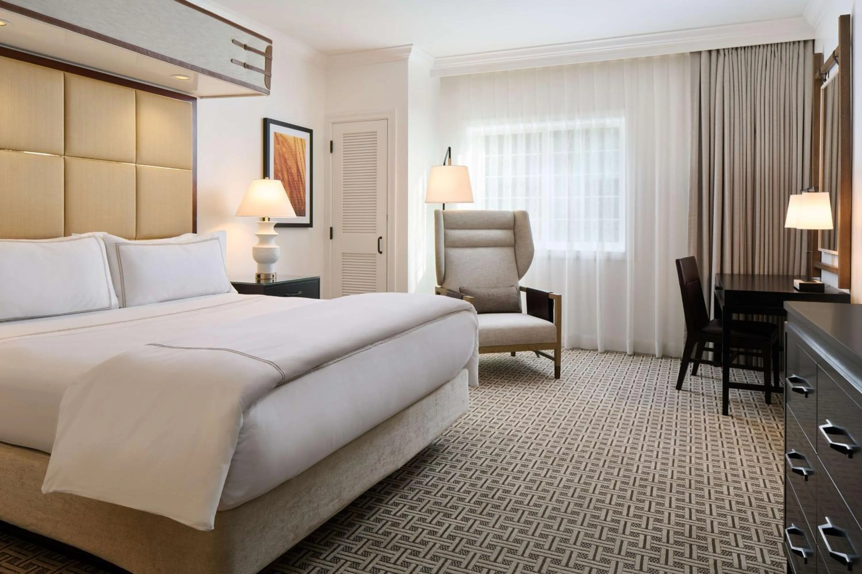 Bedroom, Bed in The Meritage Resort and Spa