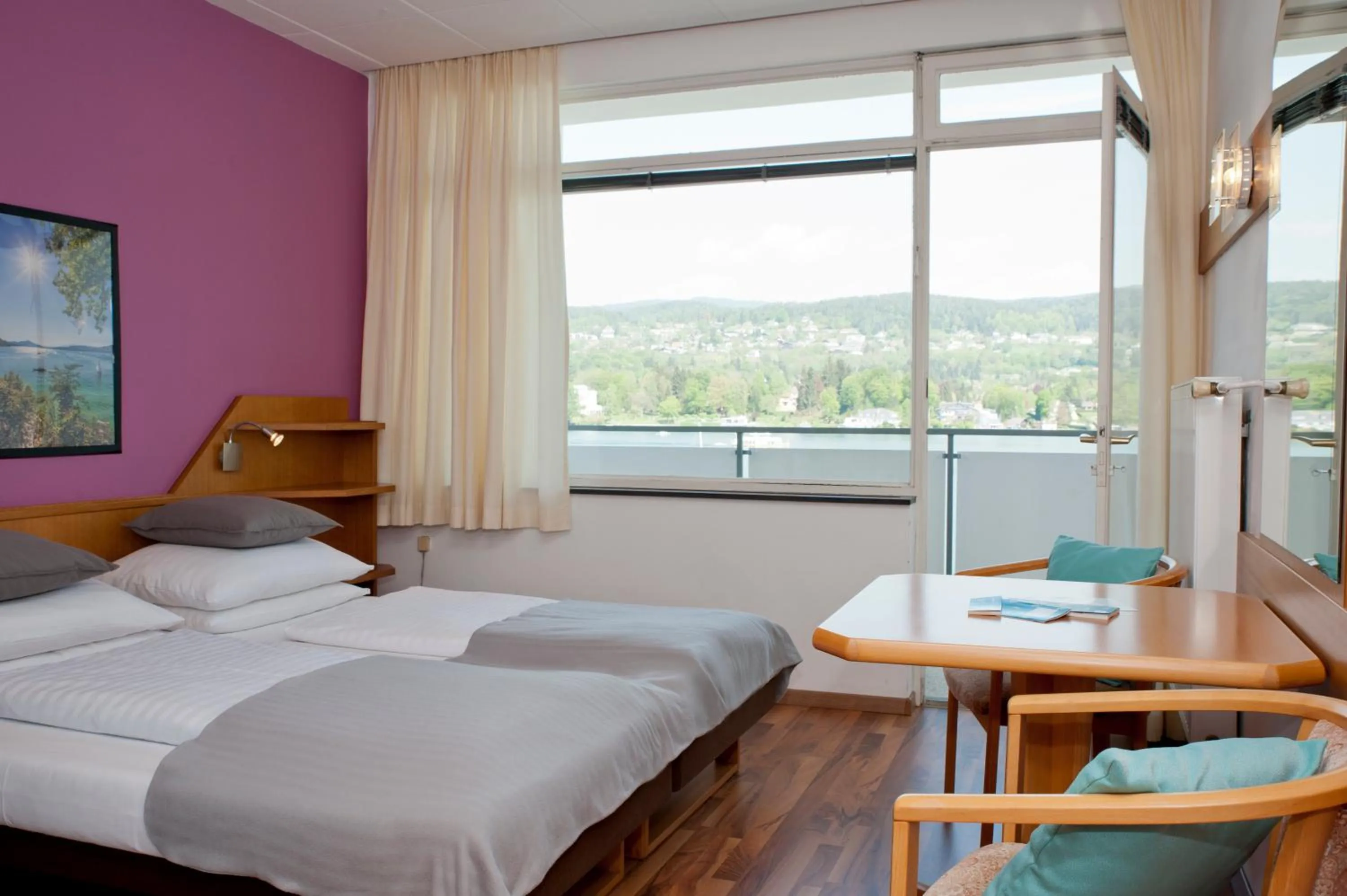 Bed in Tennis & Yacht Hotel Velden