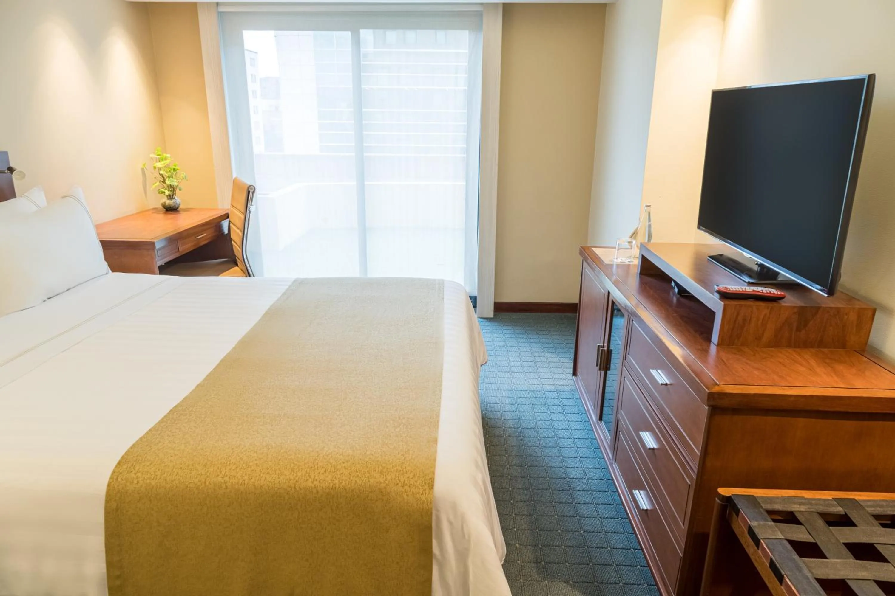 Bed in GHL Hotel Capital