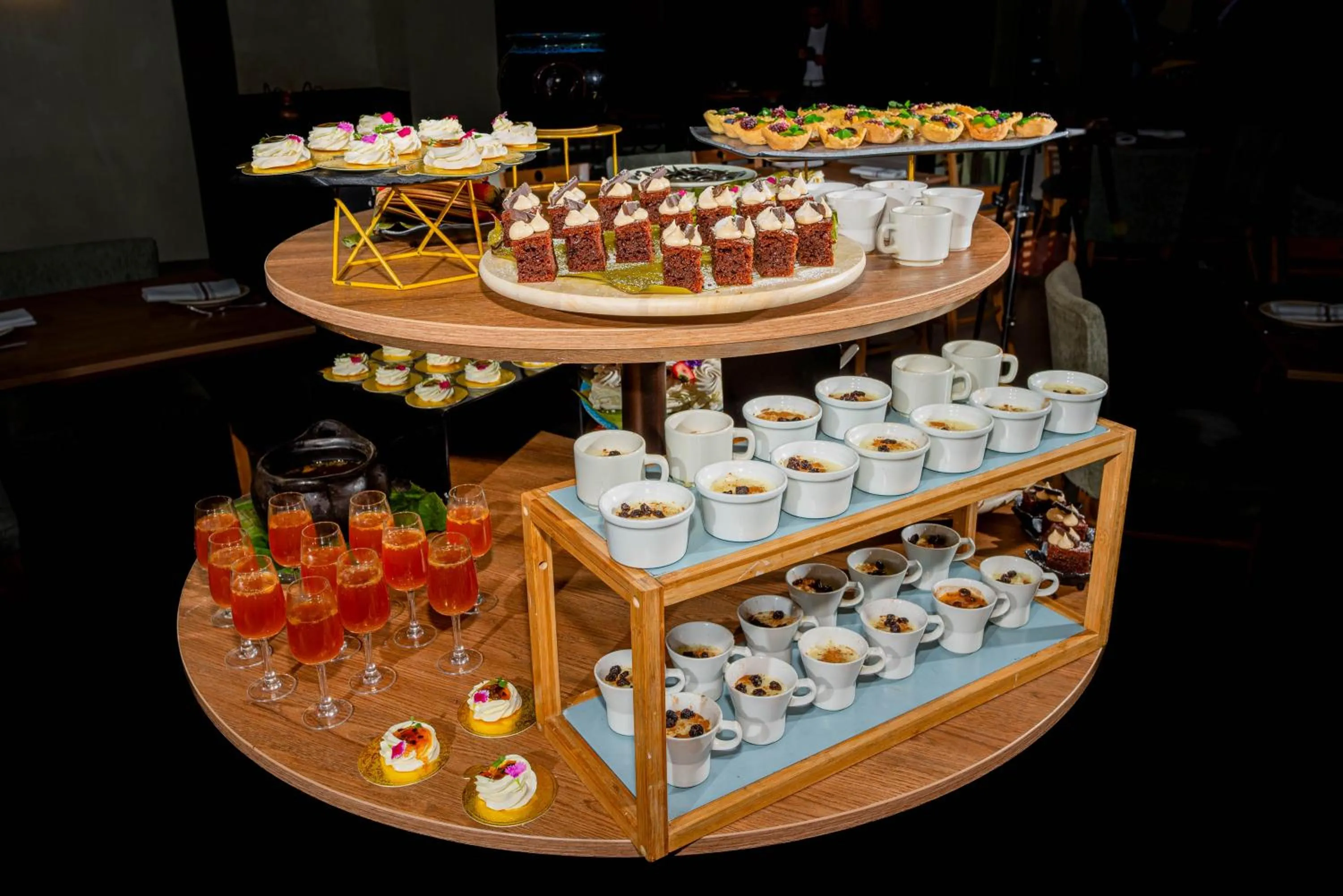 Food and drinks in GHL Hotel Capital