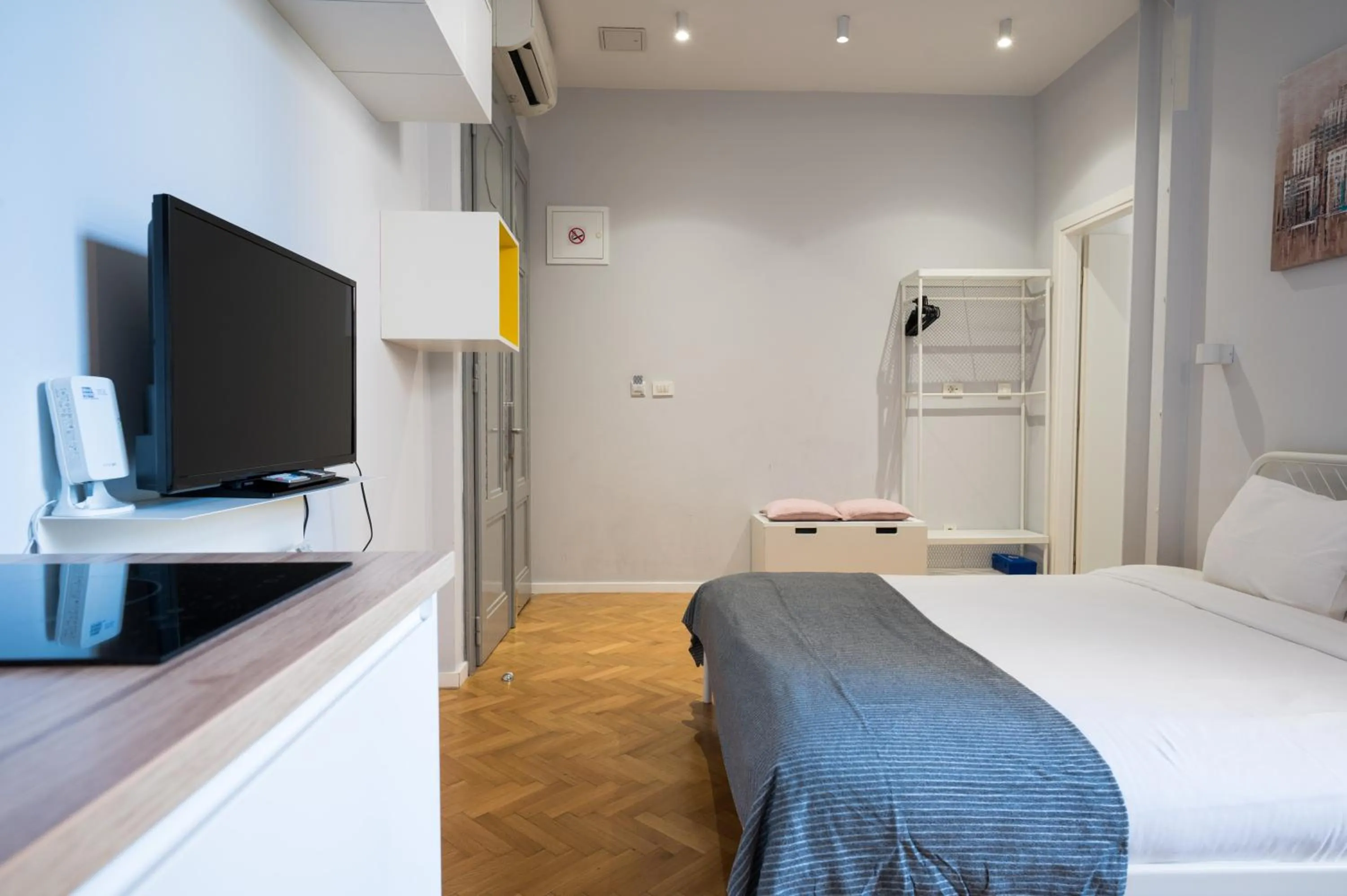 Bedroom, Bed in Doma Zagreb Aparthotel