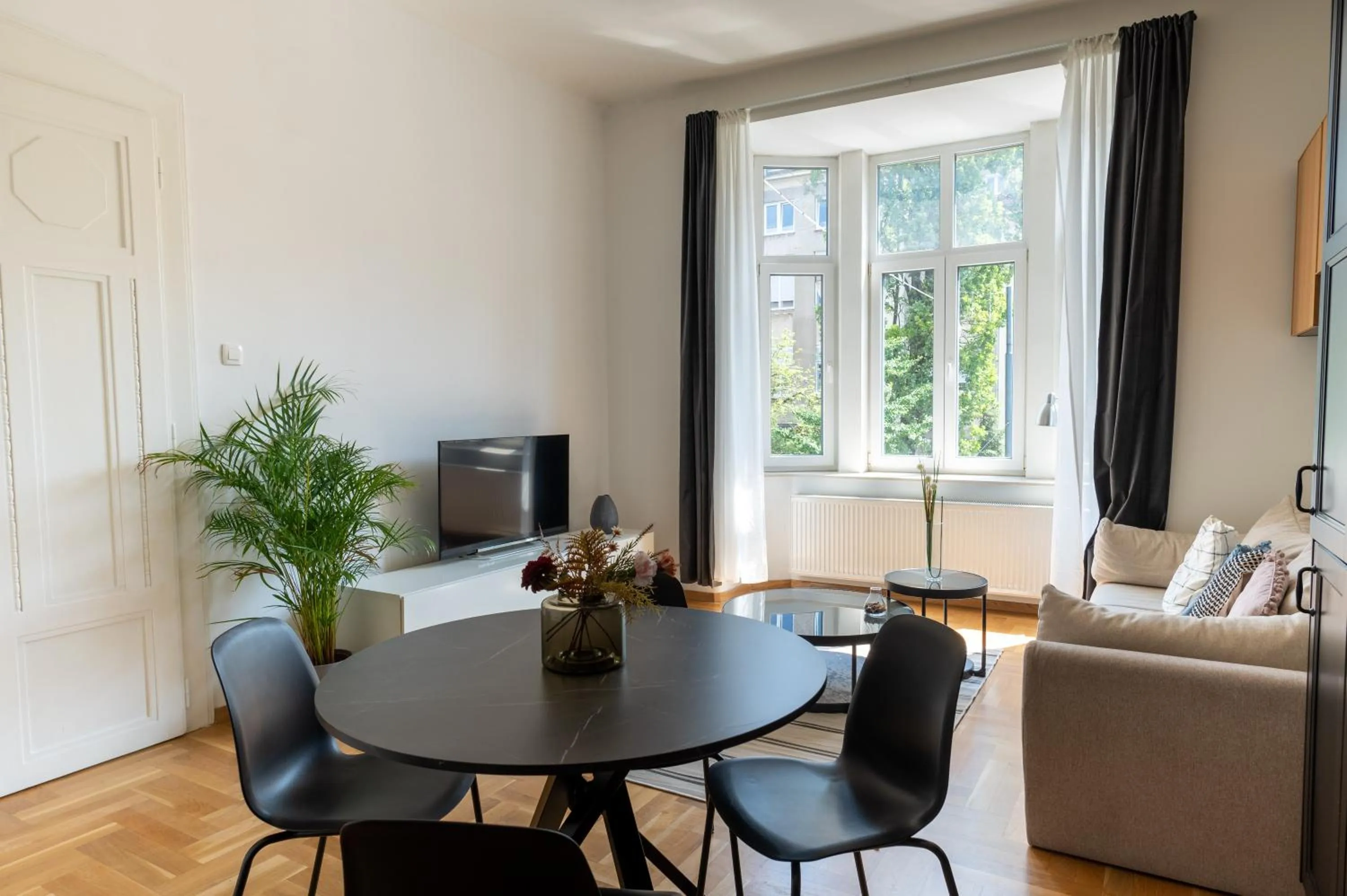 Living room in Doma Zagreb Aparthotel