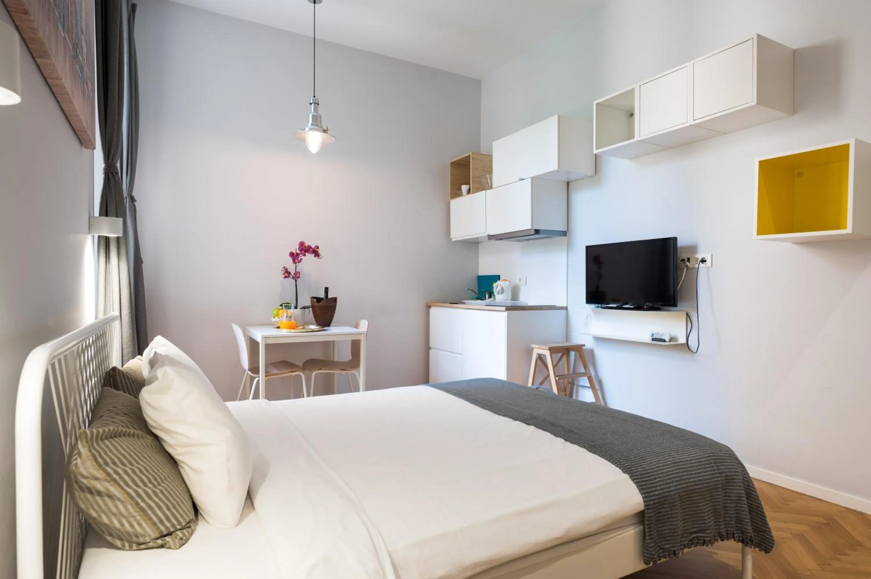 Bedroom, Bed in Doma Zagreb Aparthotel