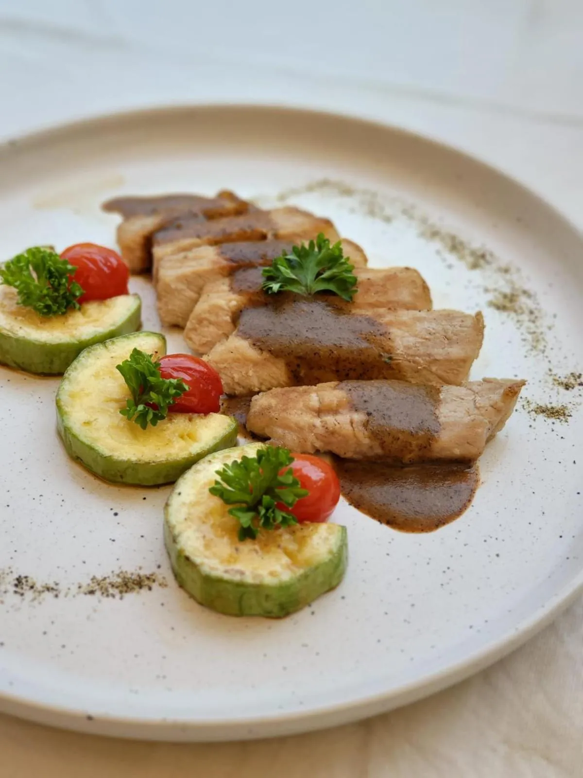 Restaurant/places to eat in Green Park Boutique Hotel