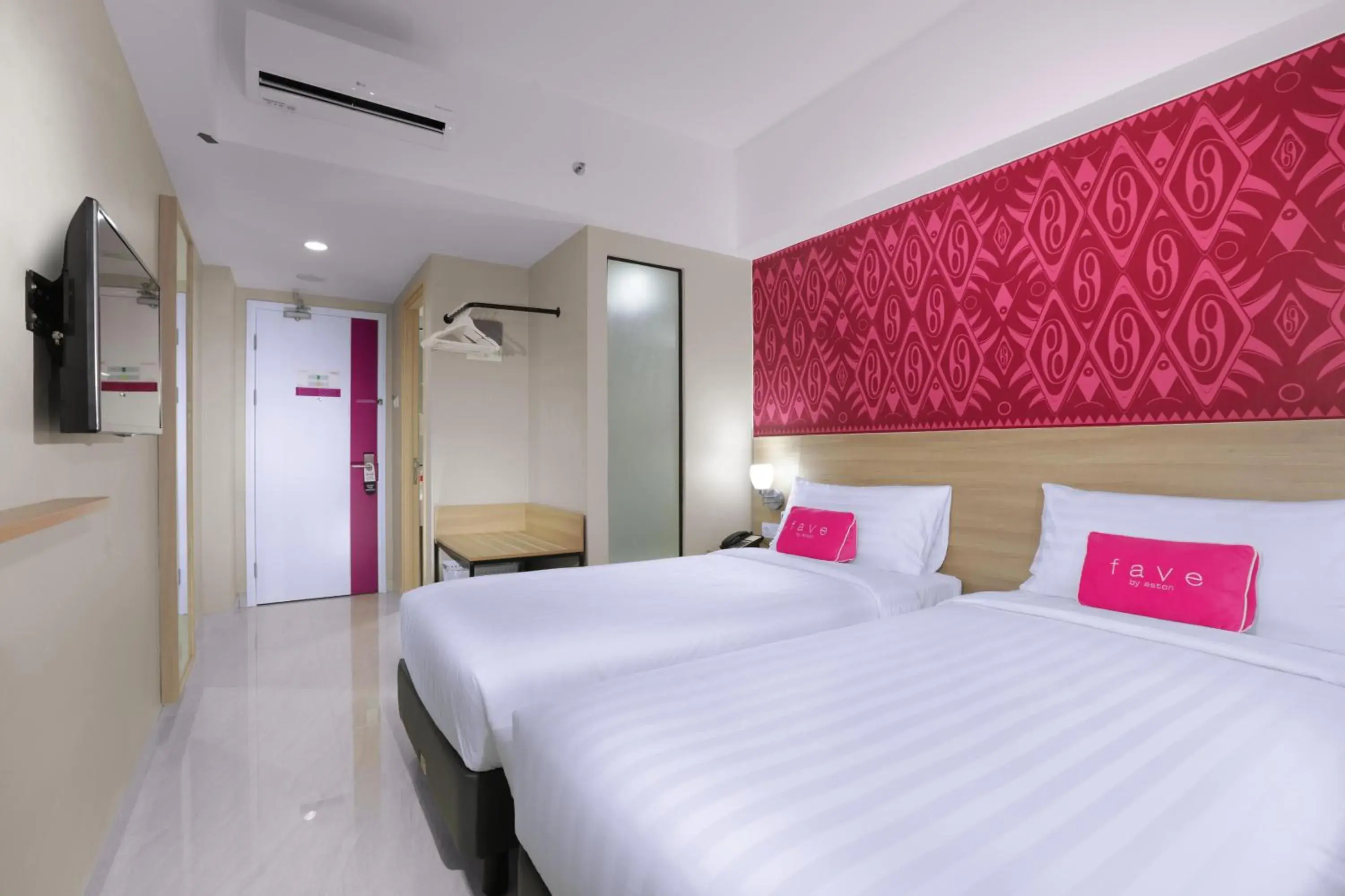 Standard Room Twin in favehotel Sorong Standard Room Twin in favehotel Sorong