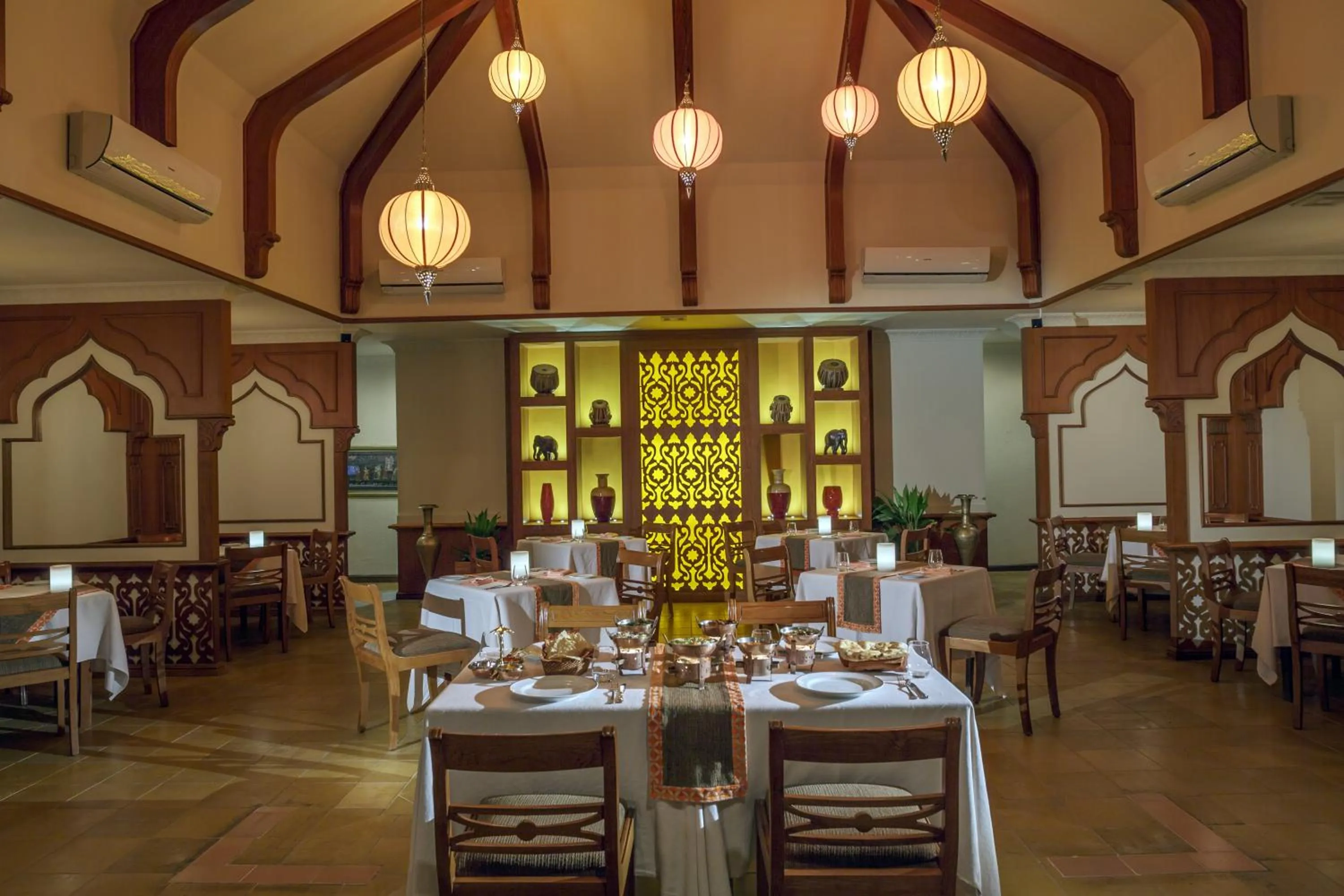 Restaurant/places to eat in Kurumba Maldives