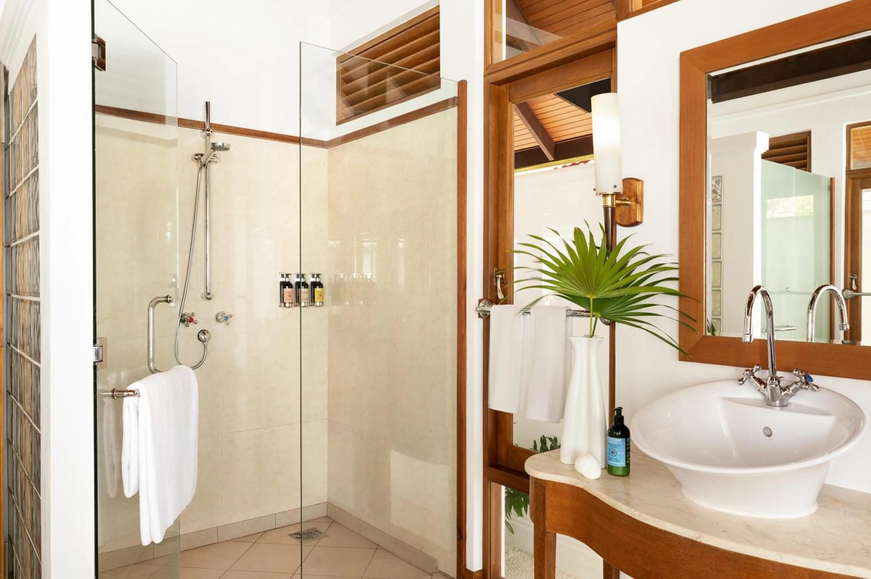 Bathroom in Kurumba Maldives
