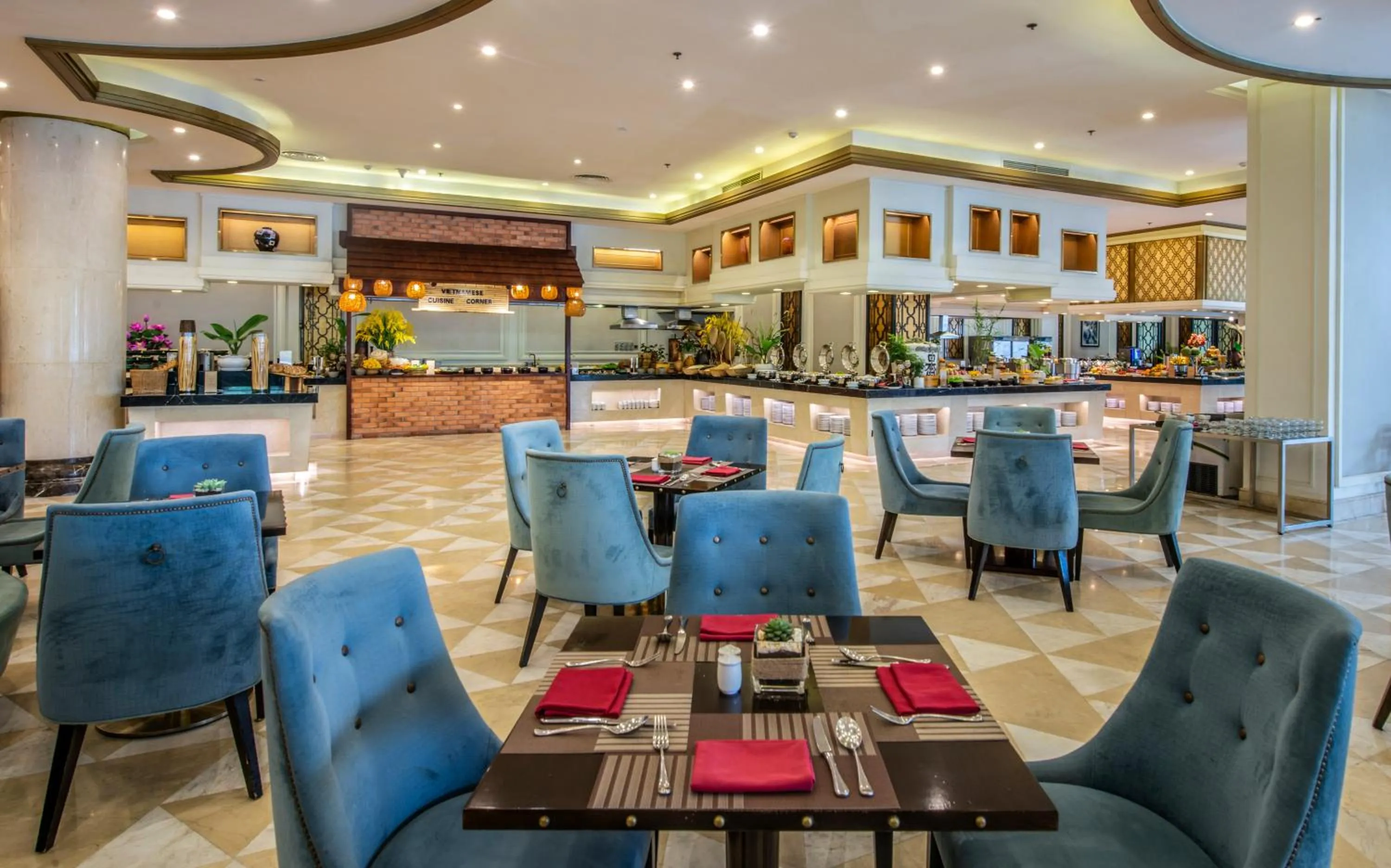 Restaurant/places to eat in Vinpearl Resort Nha Trang
