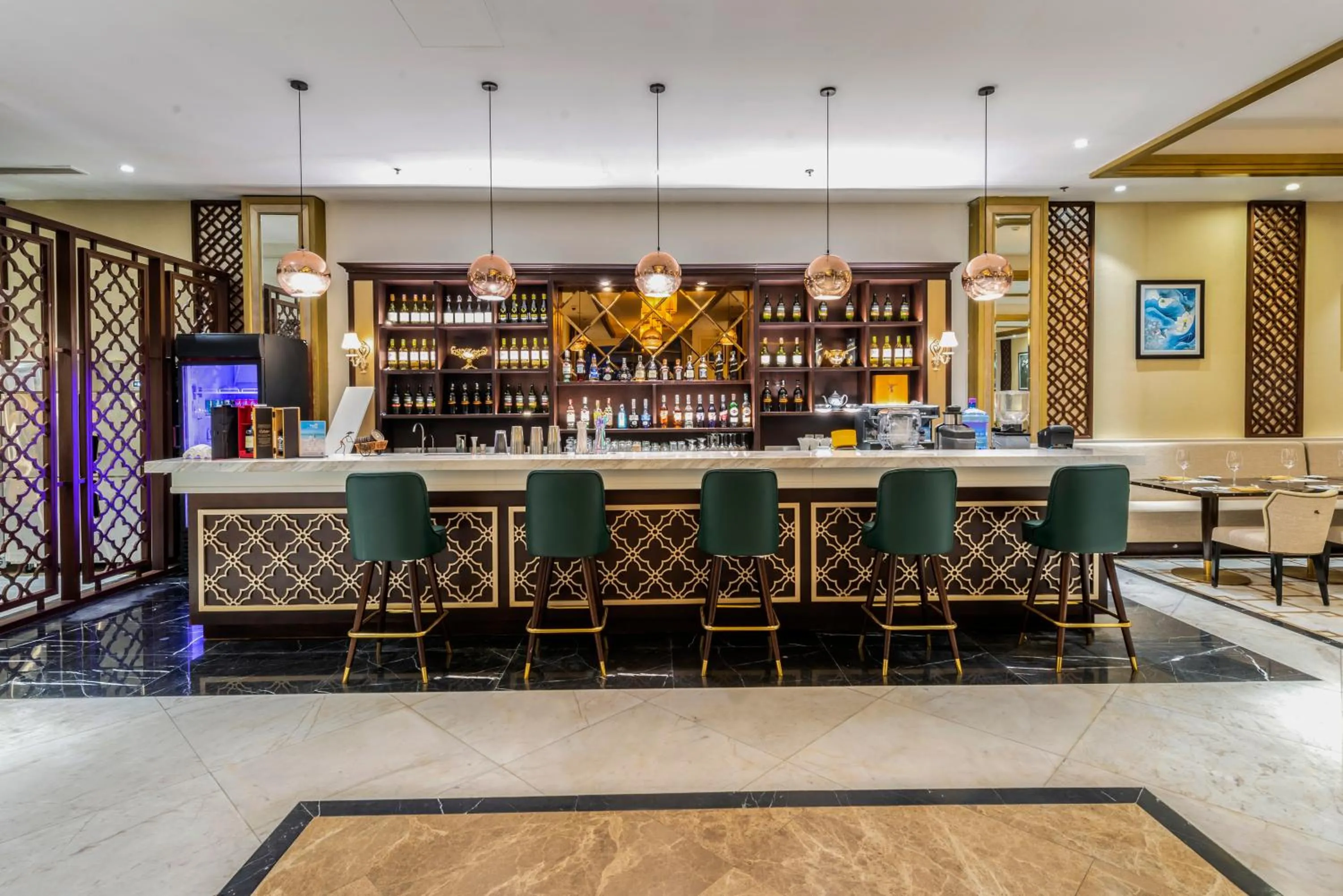 Restaurant/places to eat in Vinpearl Resort Nha Trang