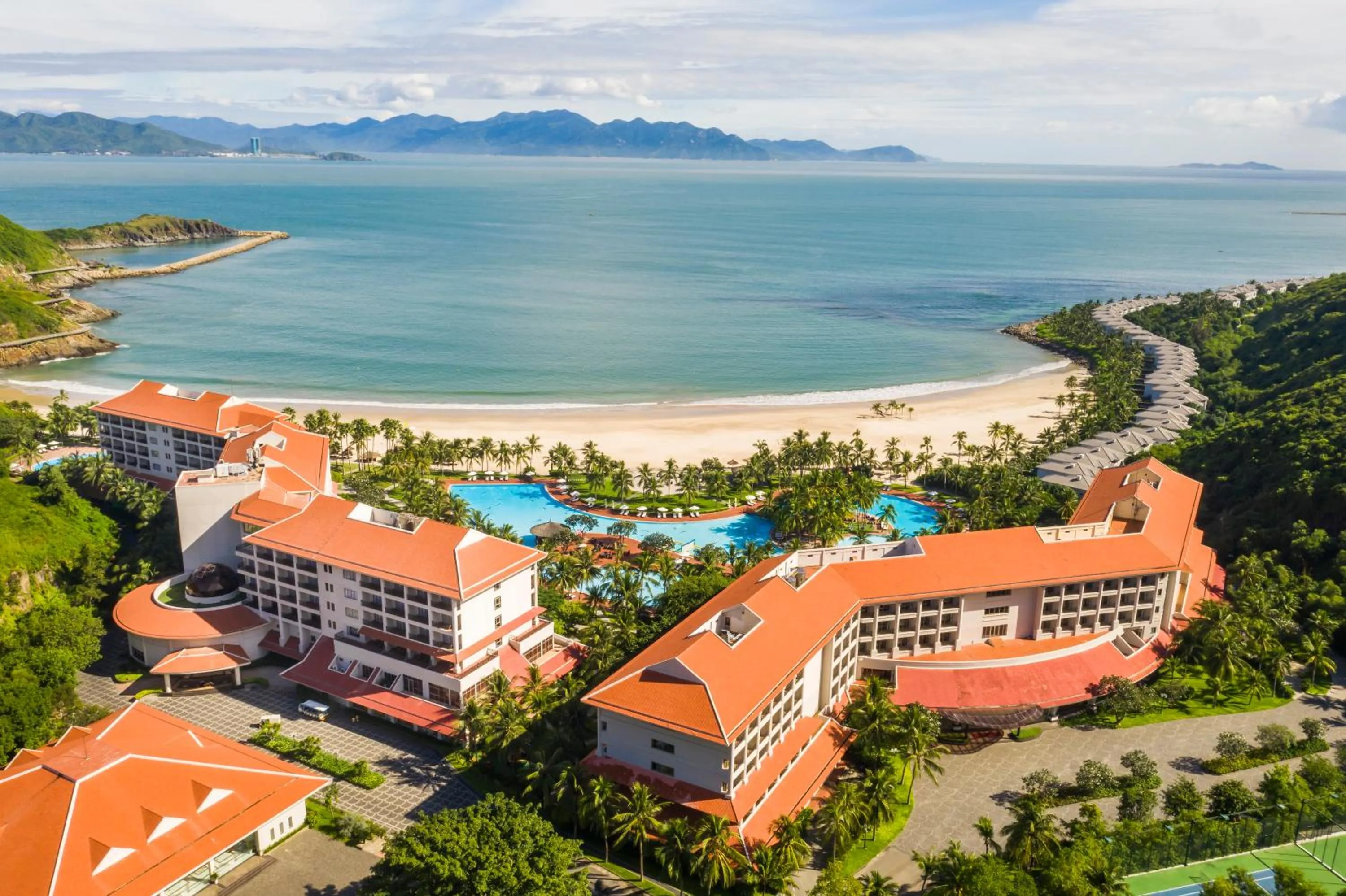 Property building in Vinpearl Resort Nha Trang