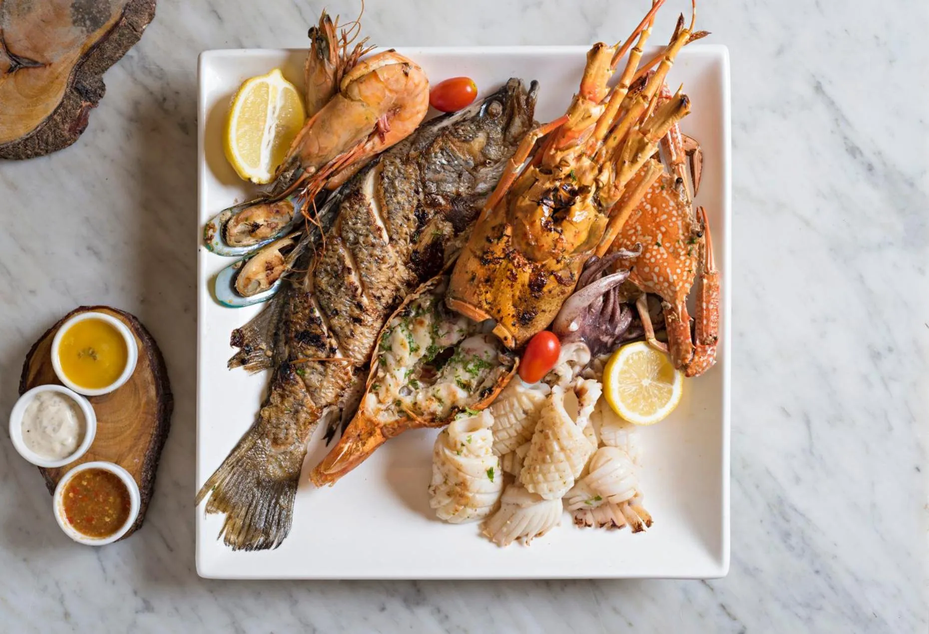 Food in Haadtien Beach Resort