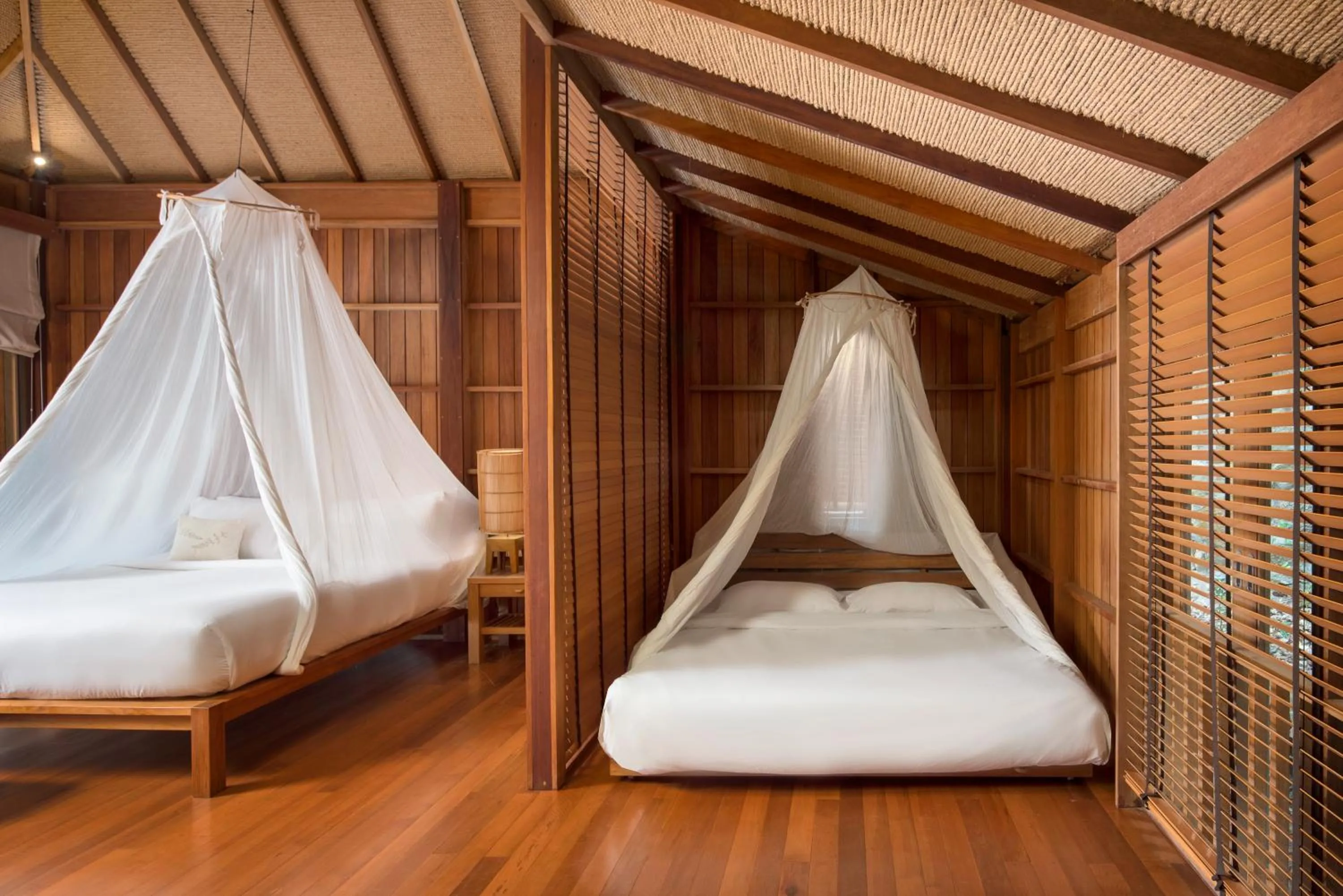 Bedroom, Bed in Haadtien Beach Resort