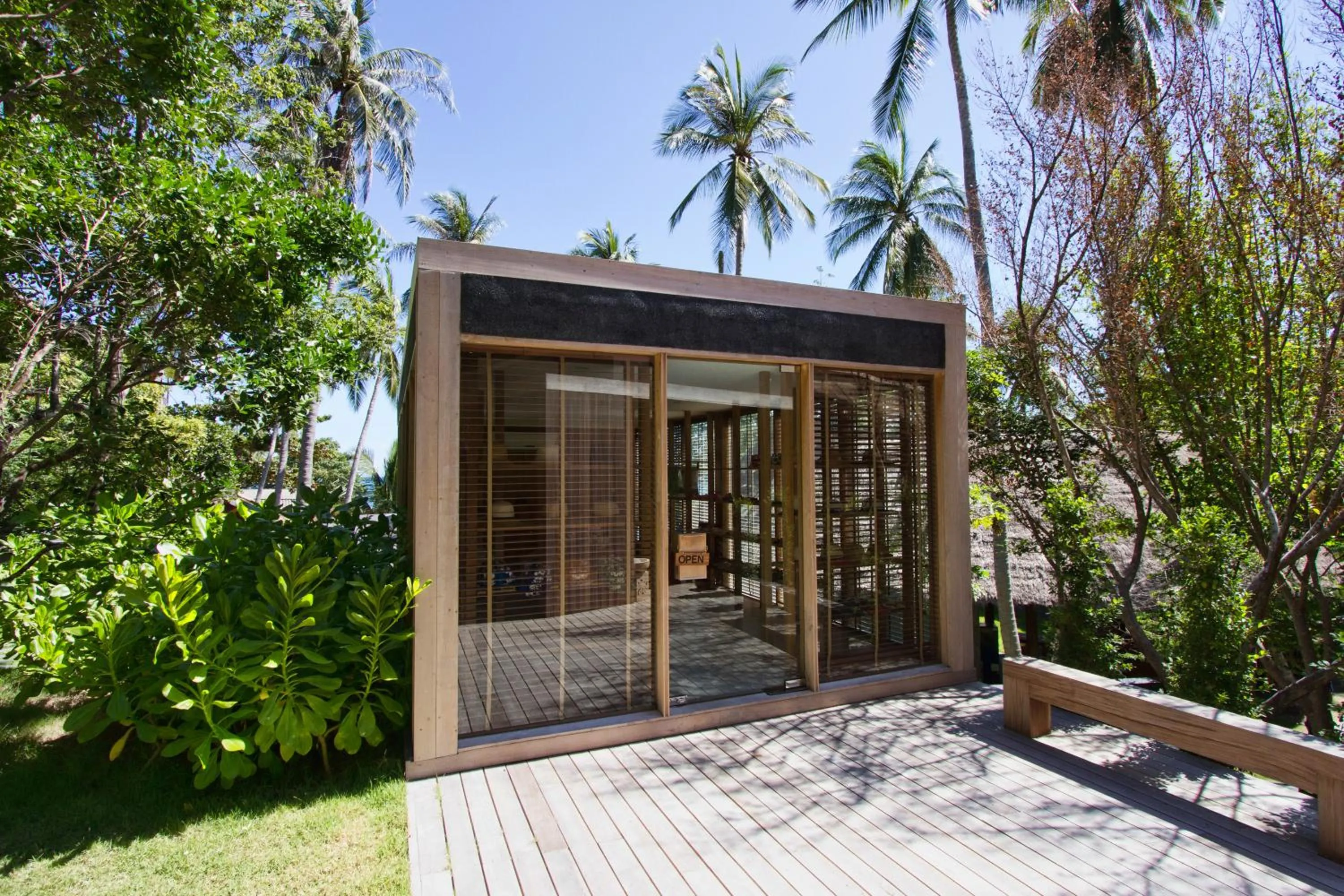 Property building in Haadtien Beach Resort