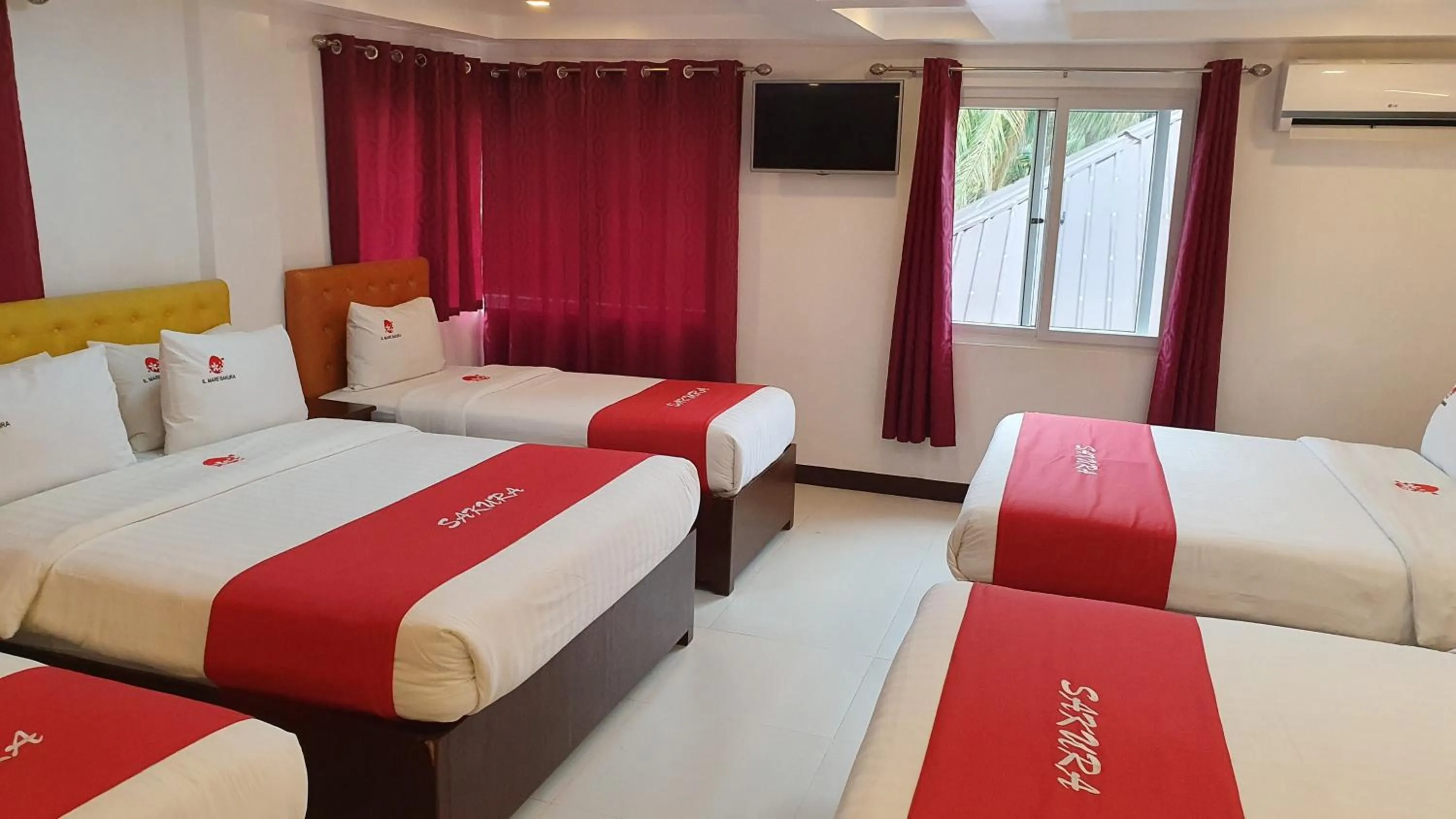 Bed in IL Mare Sakura Resort Boracay