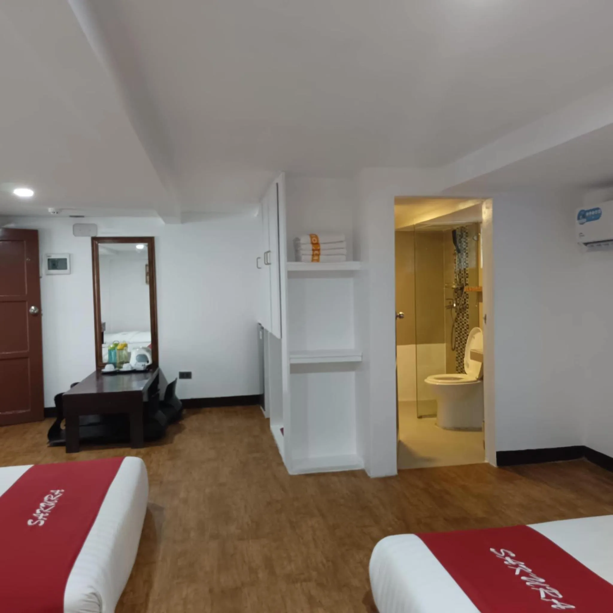 Bed in IL Mare Sakura Resort Boracay