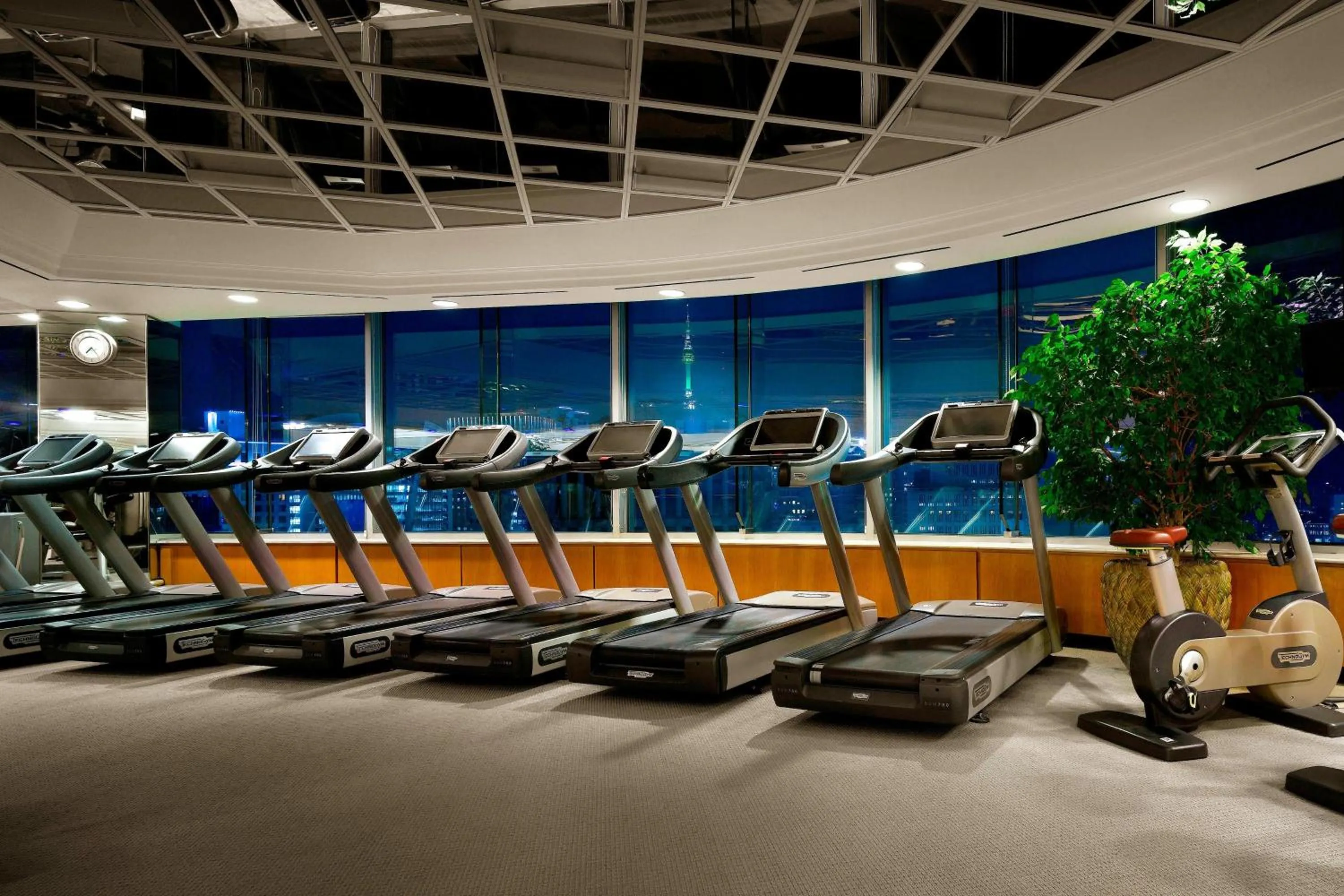 Fitness centre/facilities in THE PLAZA Seoul, Autograph Collection