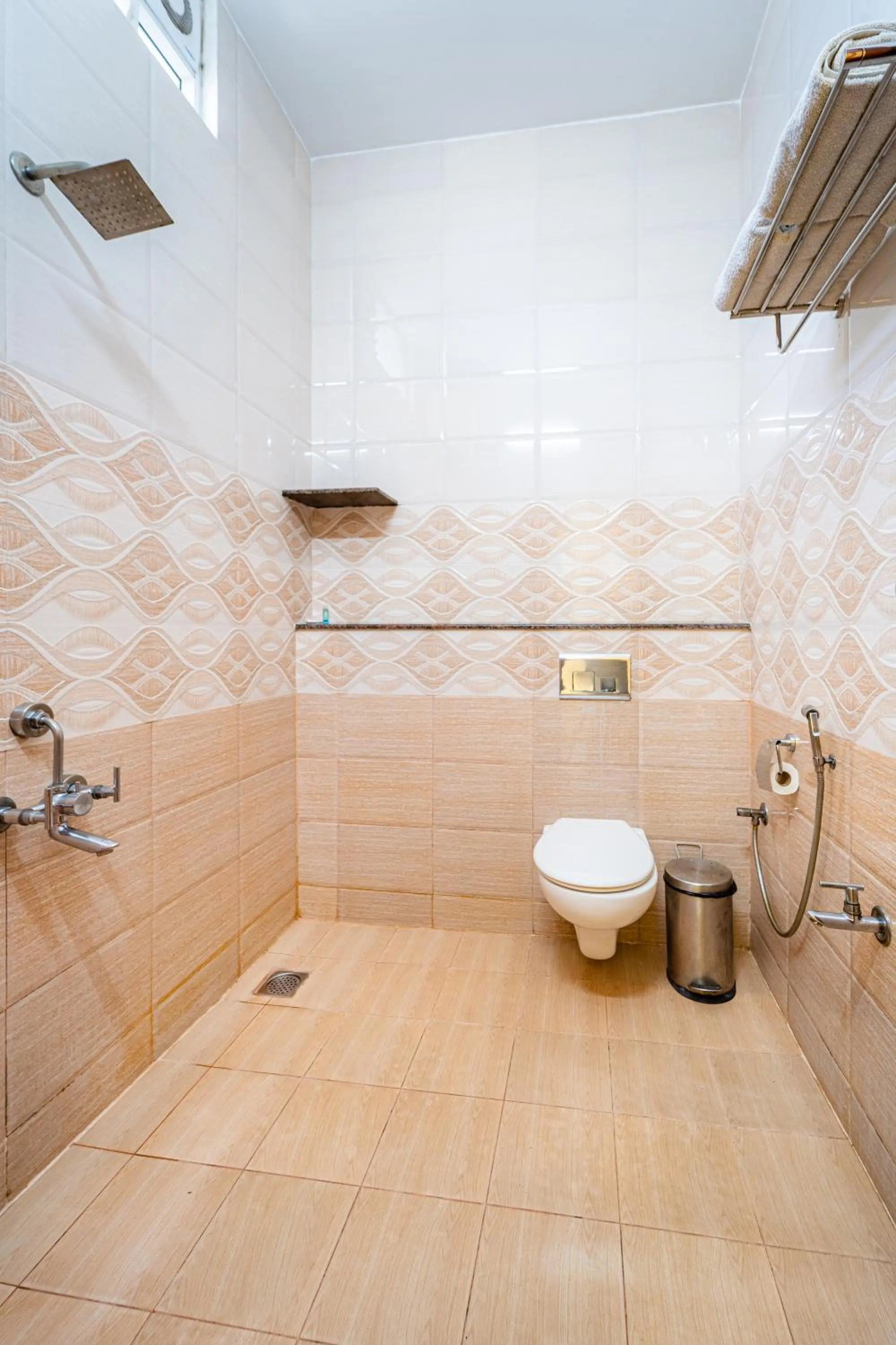 Toilet in Thaneegai Residency