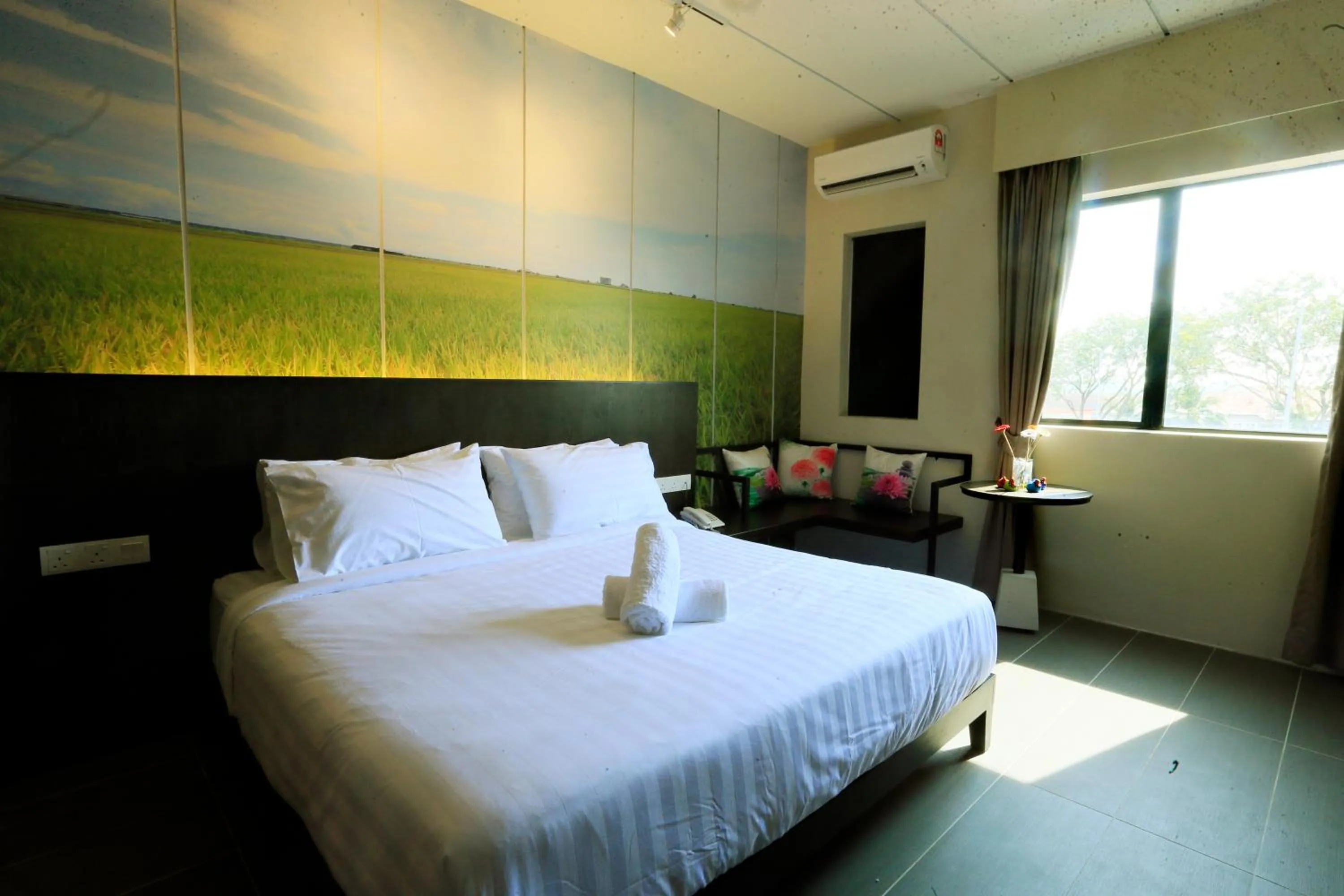 Bed in Vi Boutique Hotel