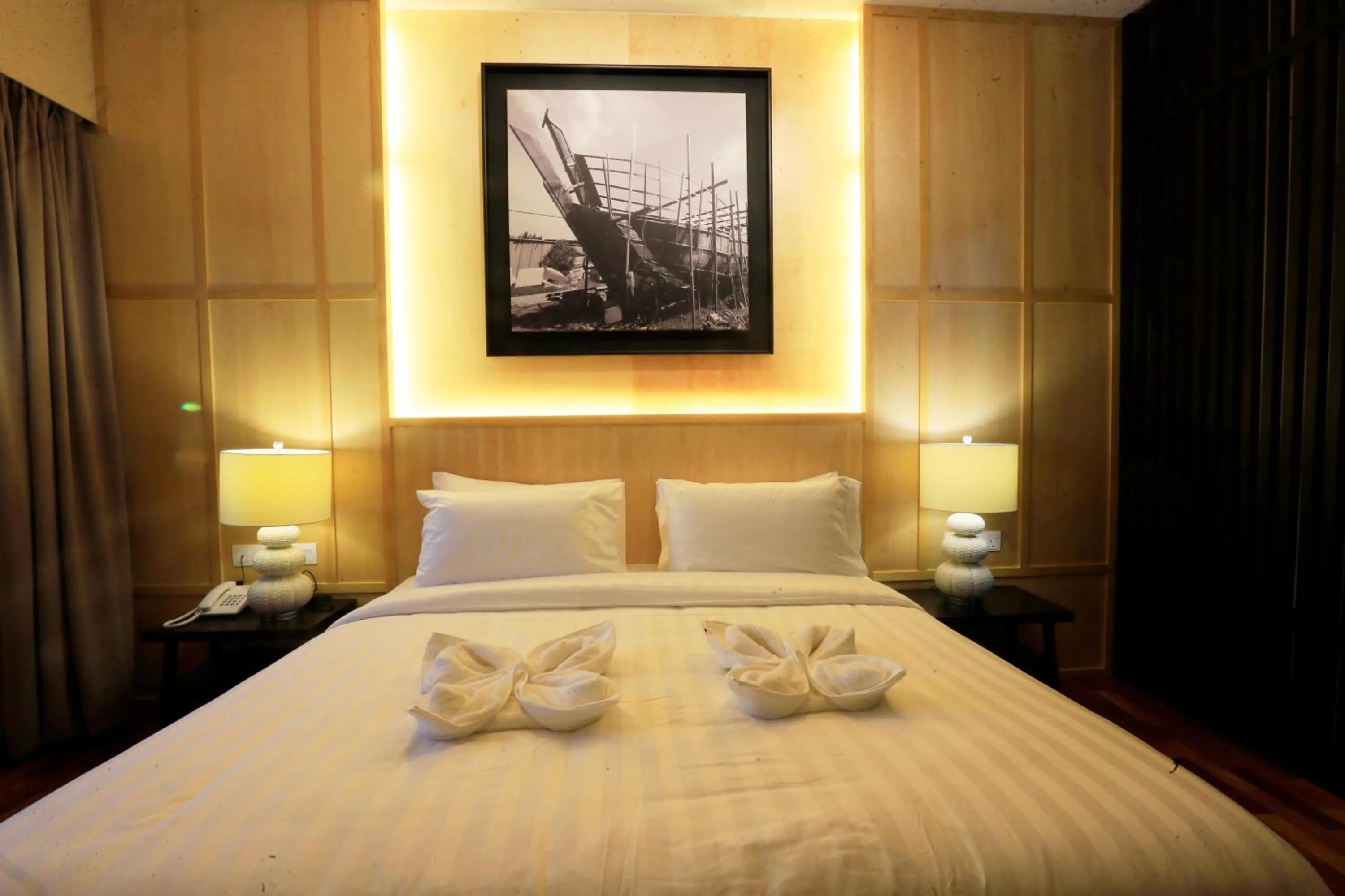 Bed in Vi Boutique Hotel