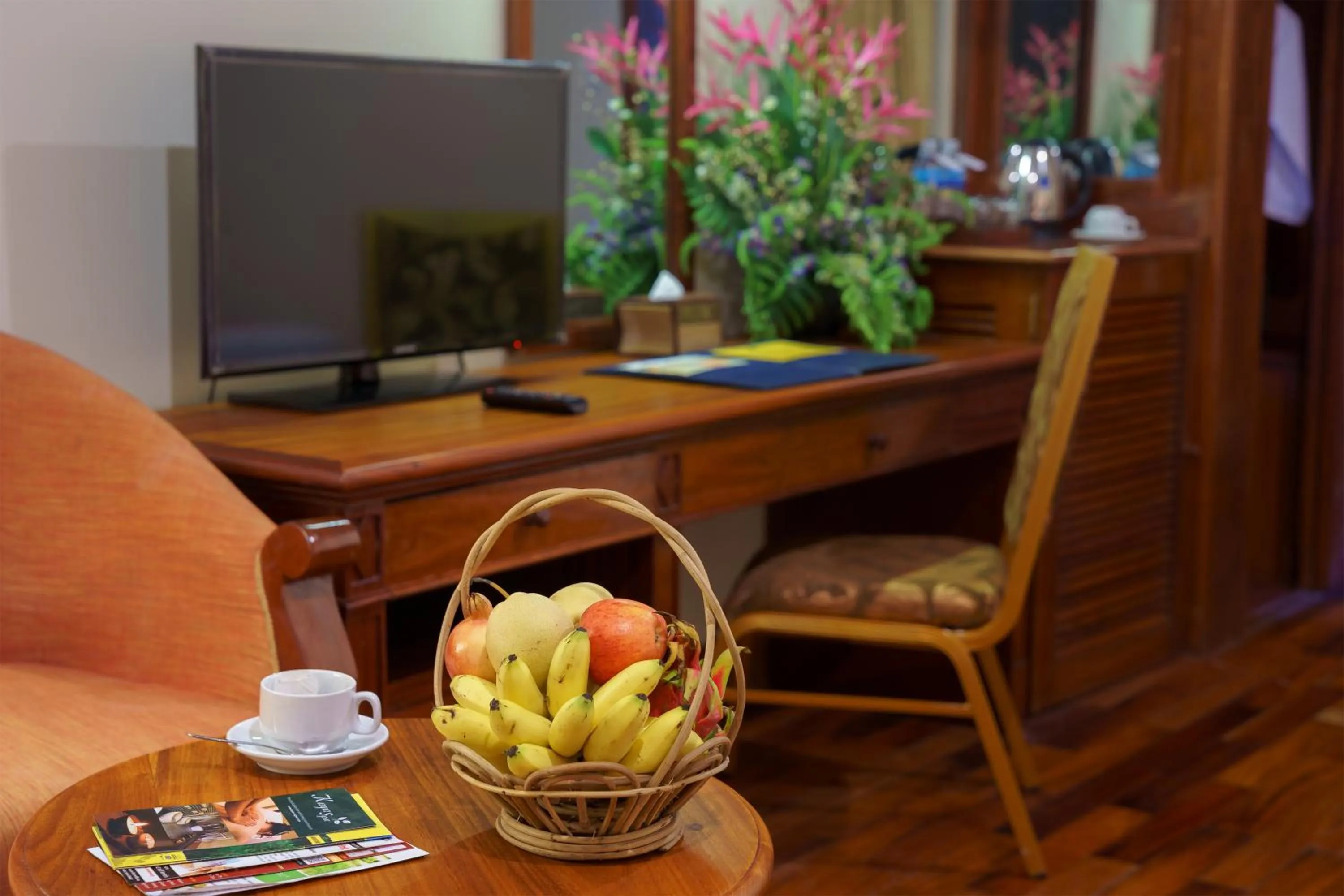 TV and multimedia in Dragon Royal Angkor Hotel