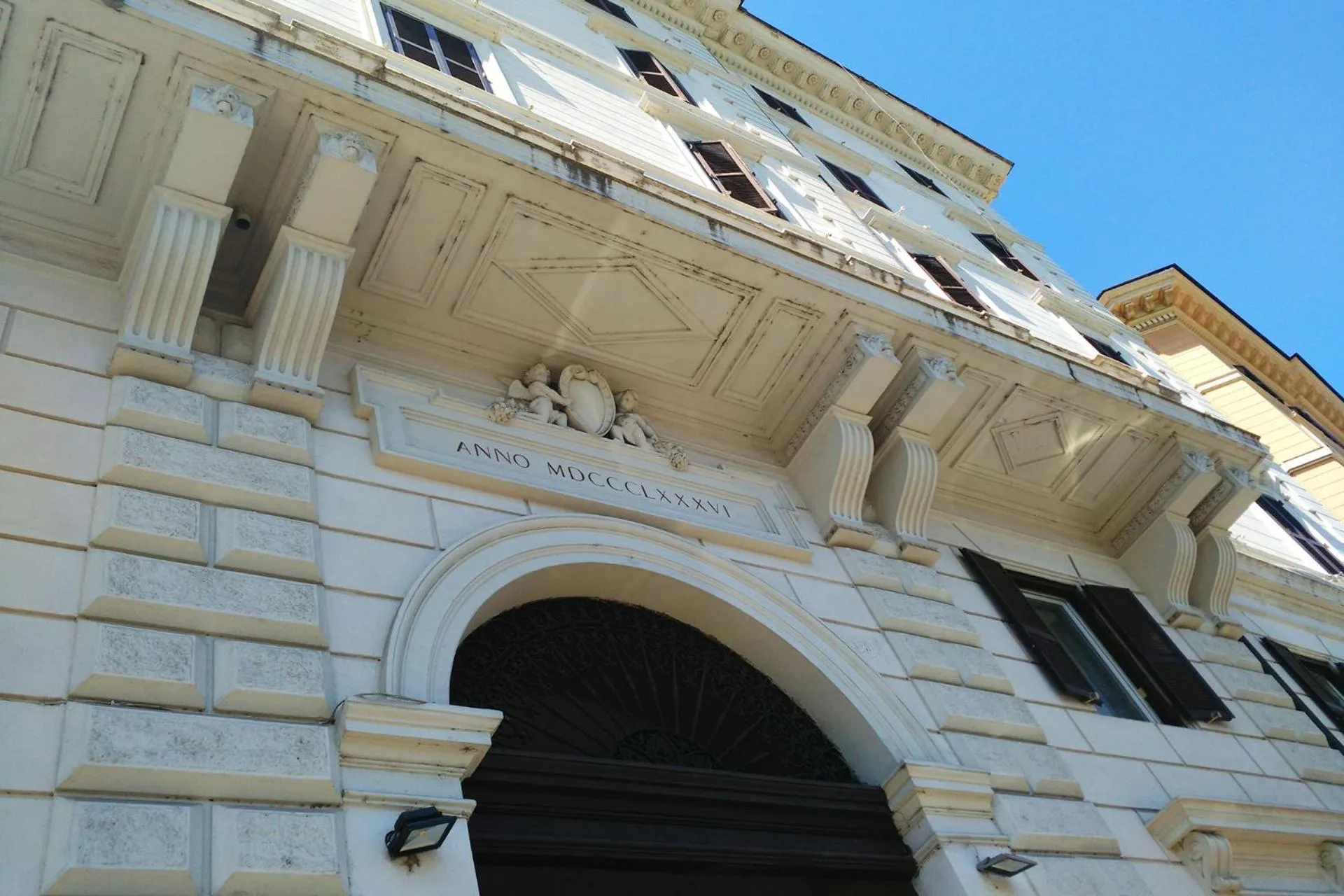 Property building in Ara Suite