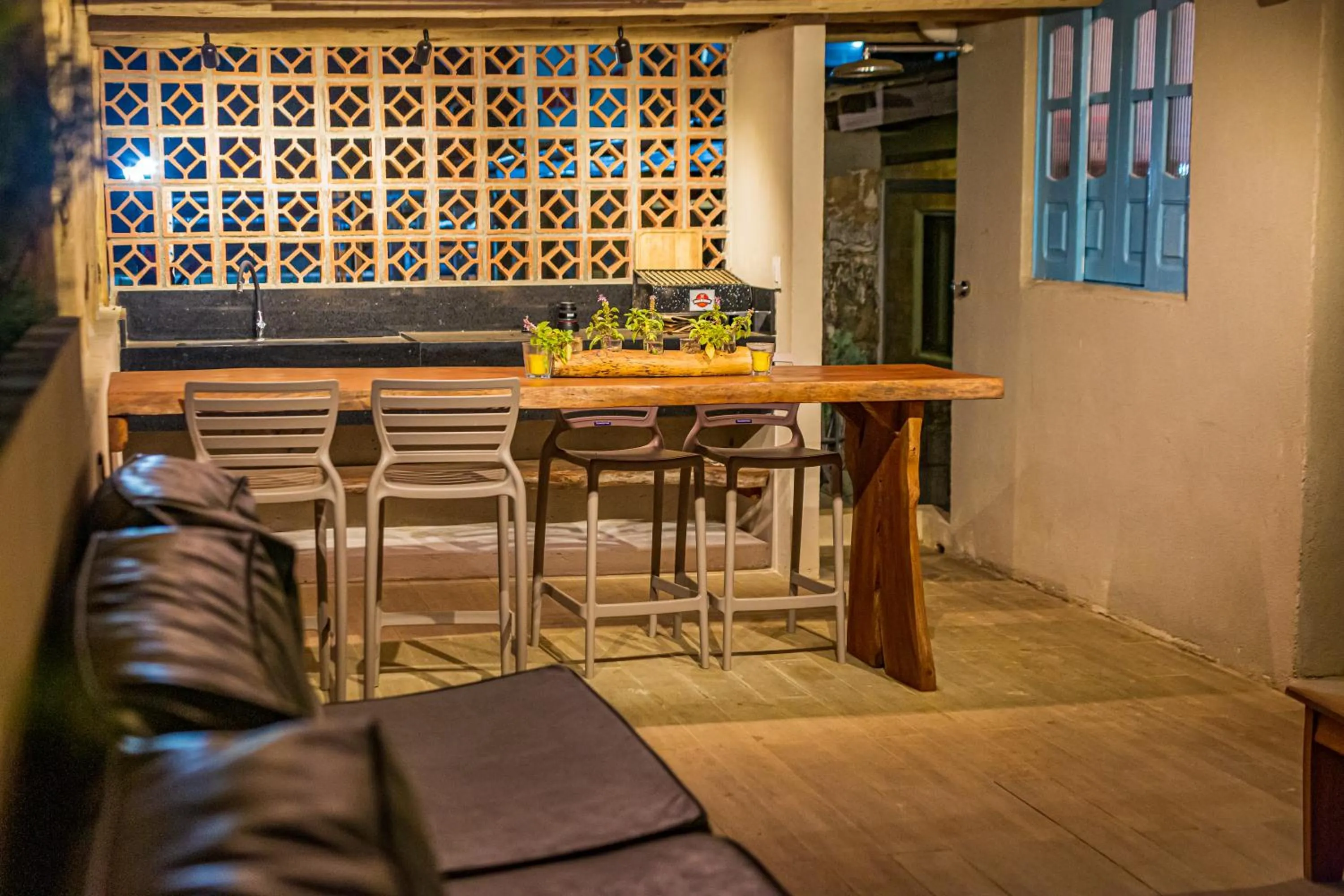 Lounge or bar in EcoCharme Pousada Varandinha