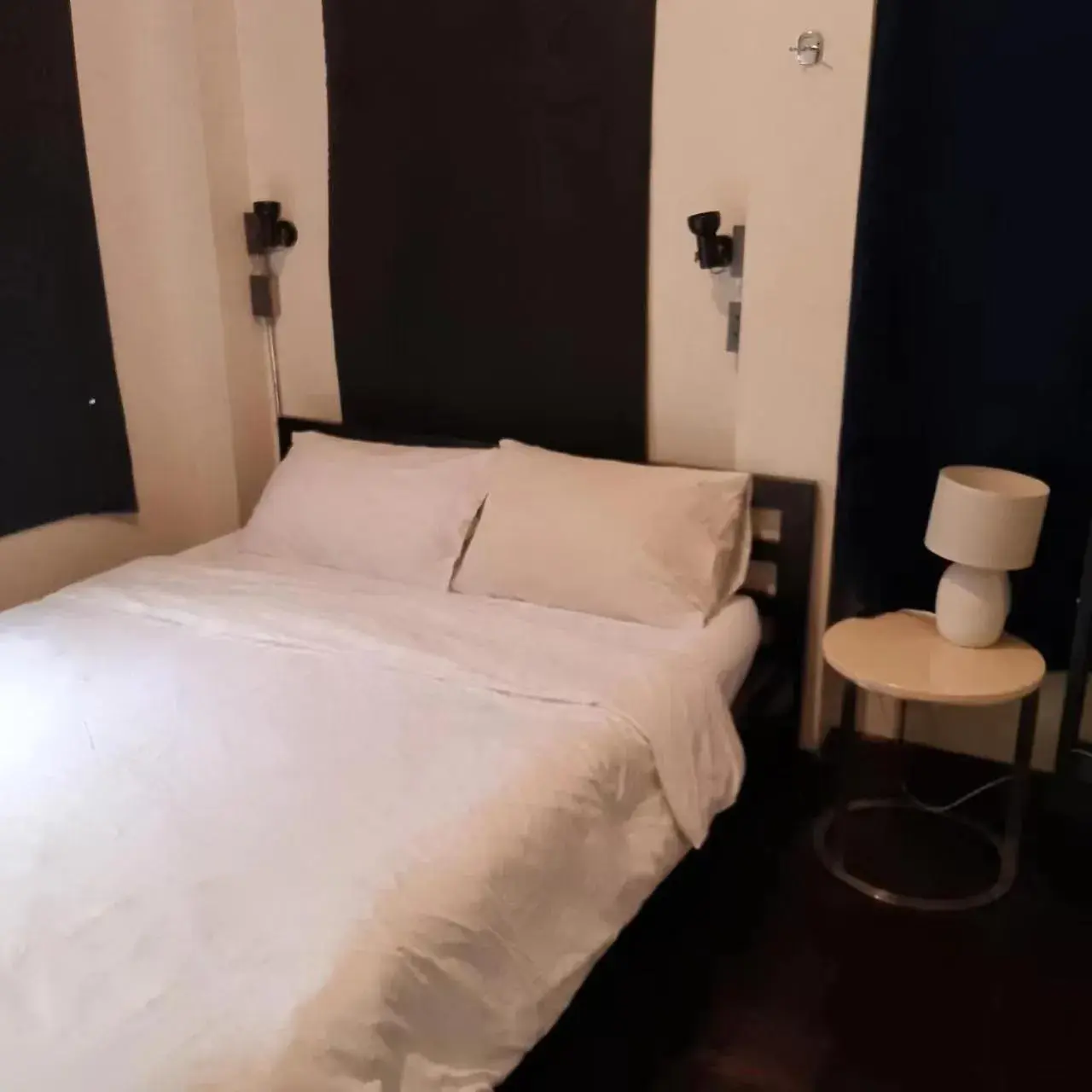 Double Room with Shared Bathroom in Dreamcatcher Bangkok Double Room with Shared Bathroom in Dreamcatcher Bangkok