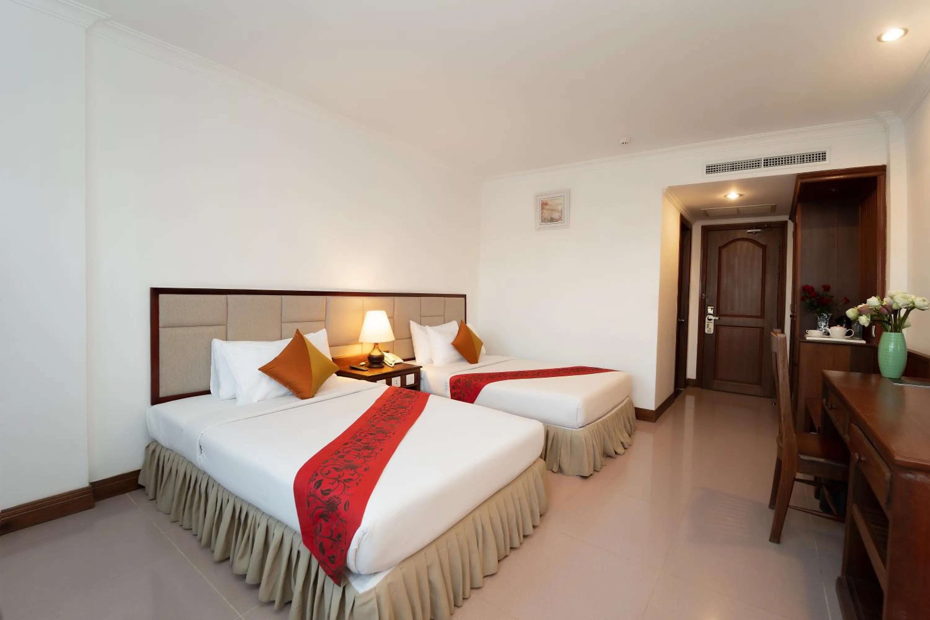 Bedroom, Bed in Monoreach Angkor Hotel