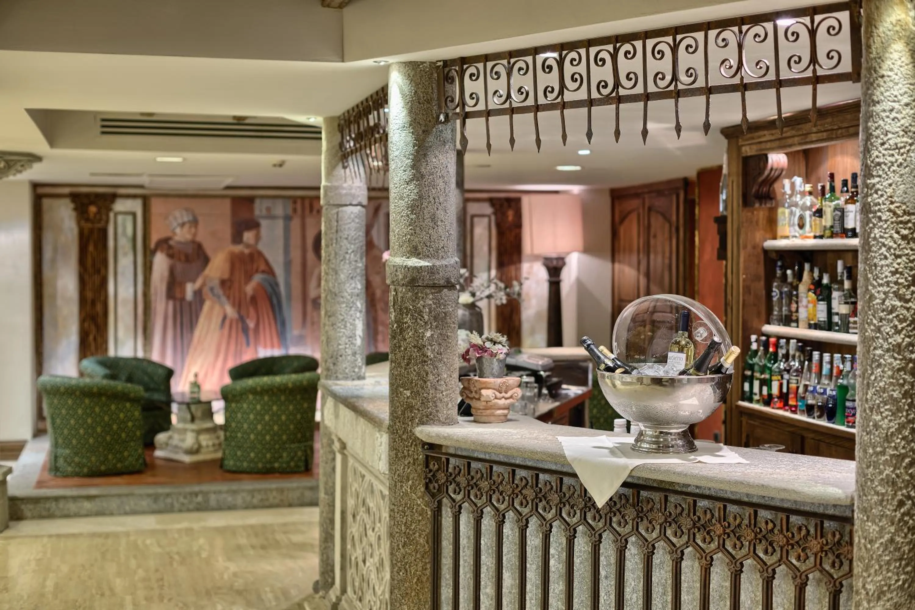 Lounge or bar in BV Grand Hotel Assisi
