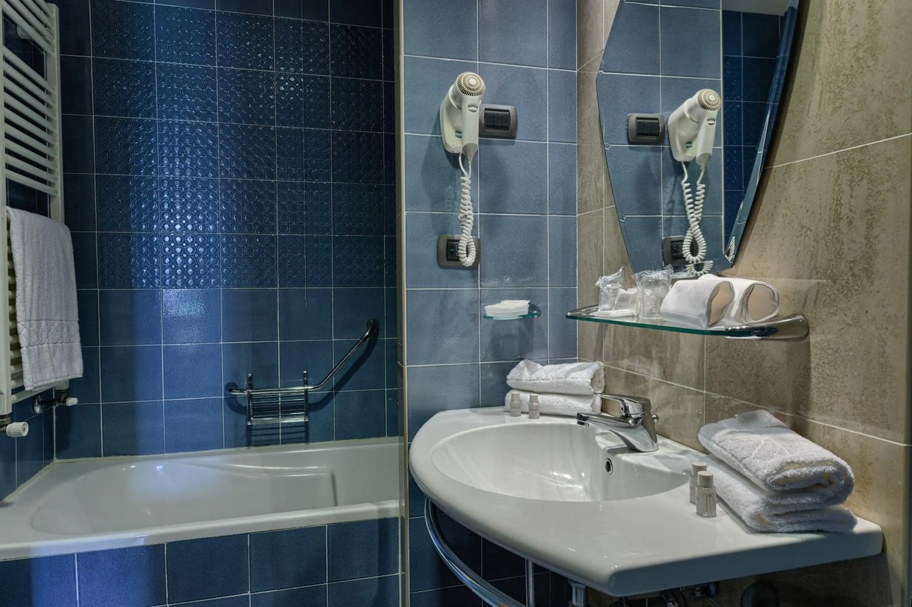 Bathroom in BV Grand Hotel Assisi