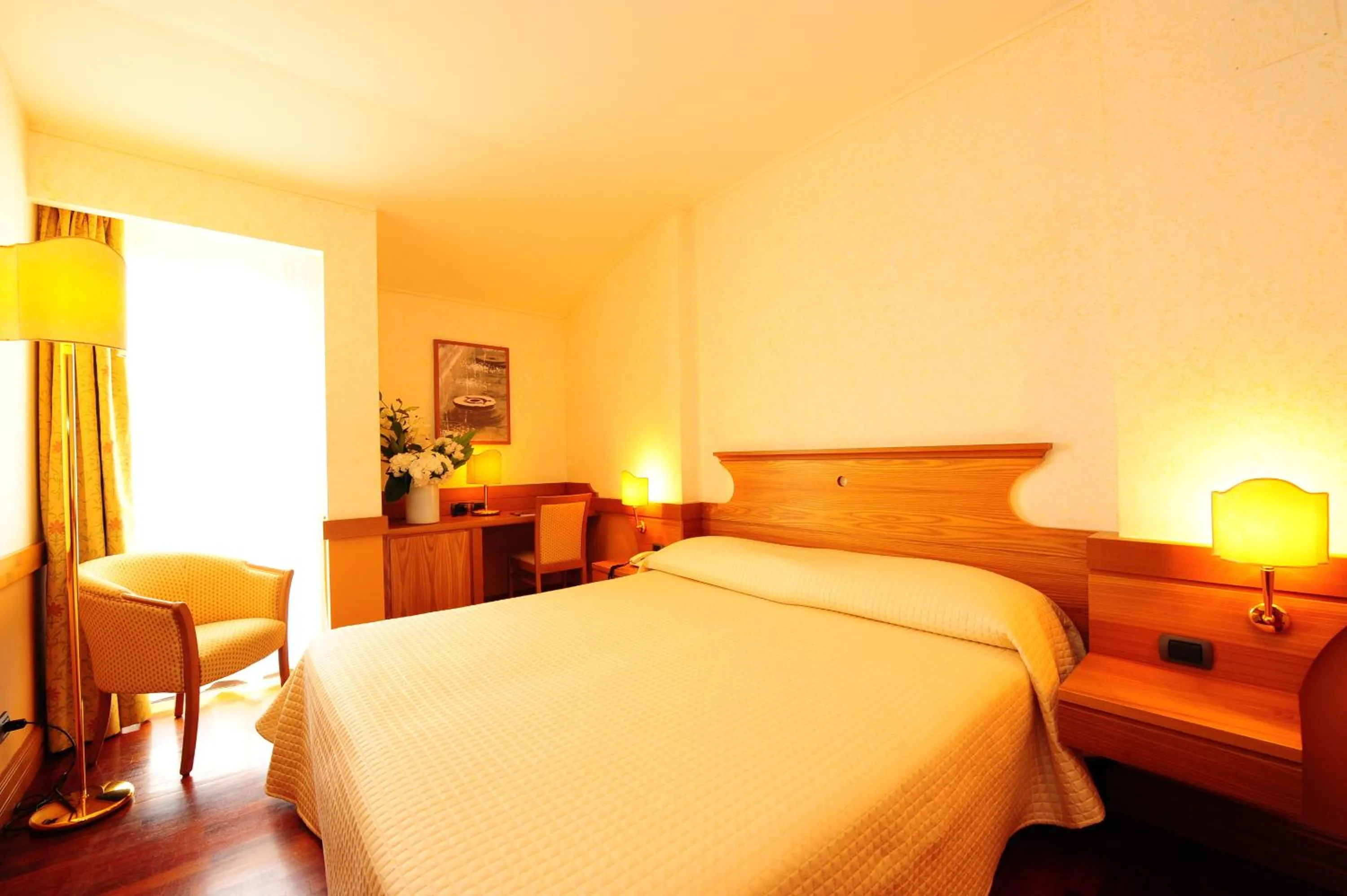 Bedroom, Bed in BV Grand Hotel Assisi