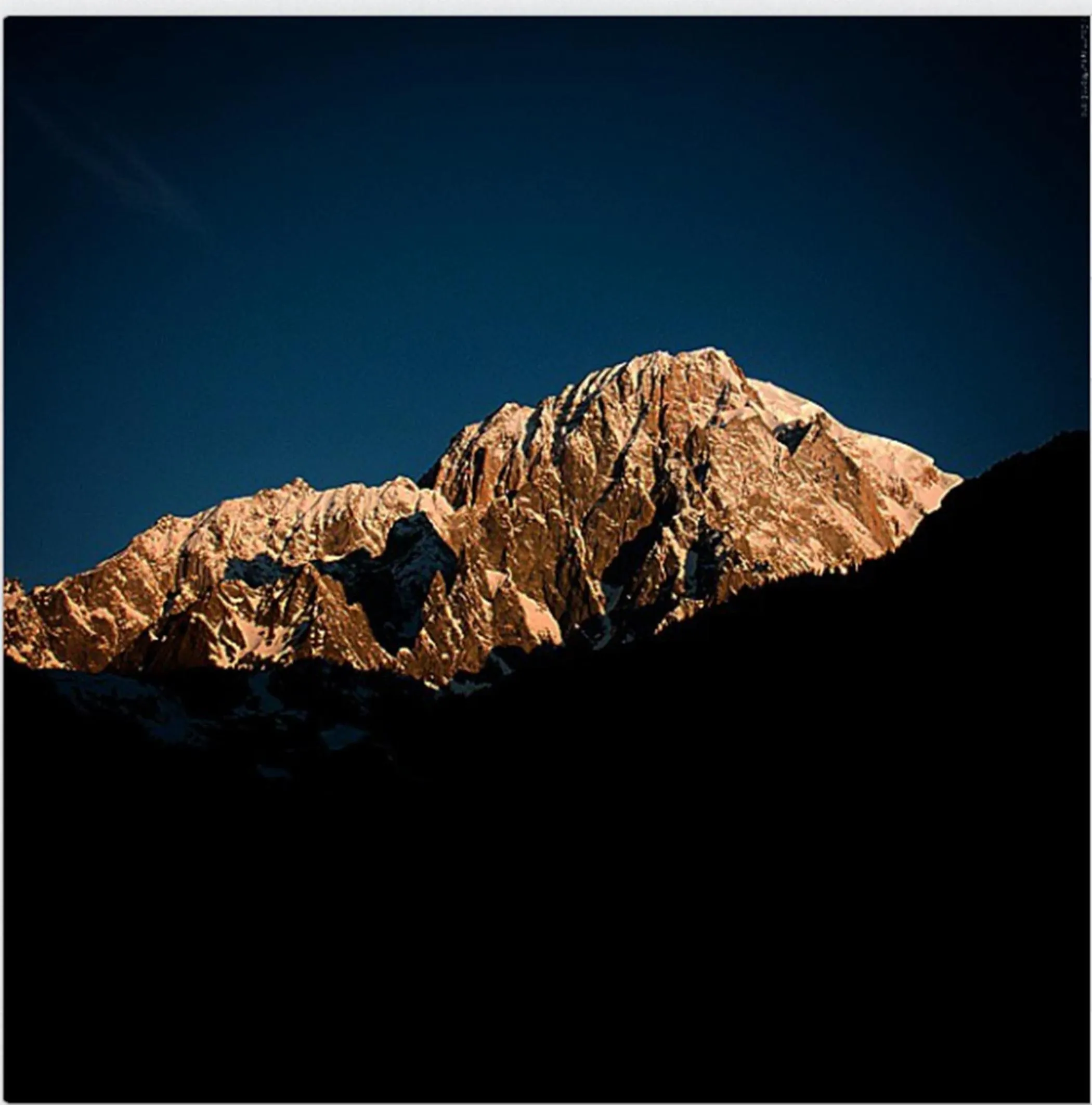 Natural landscape in Hotel Dei Camosci