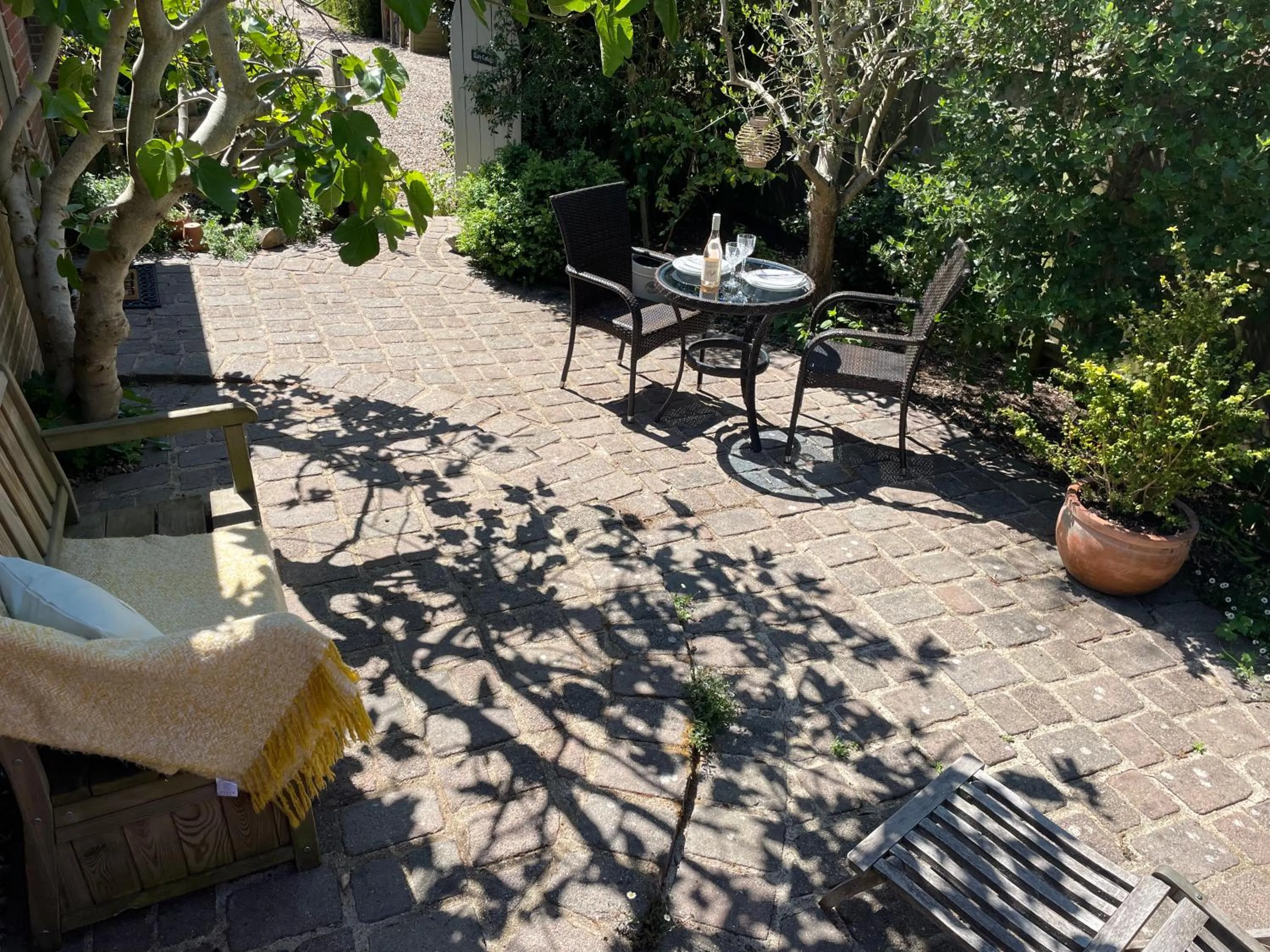 Patio in Dairy Cottage Luxury B&B