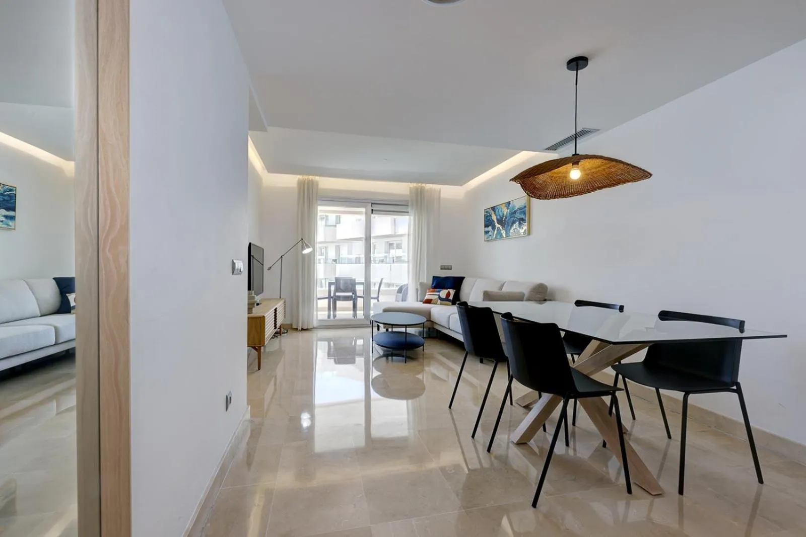 Seating area in Aqua Apartments Vento, Marbella