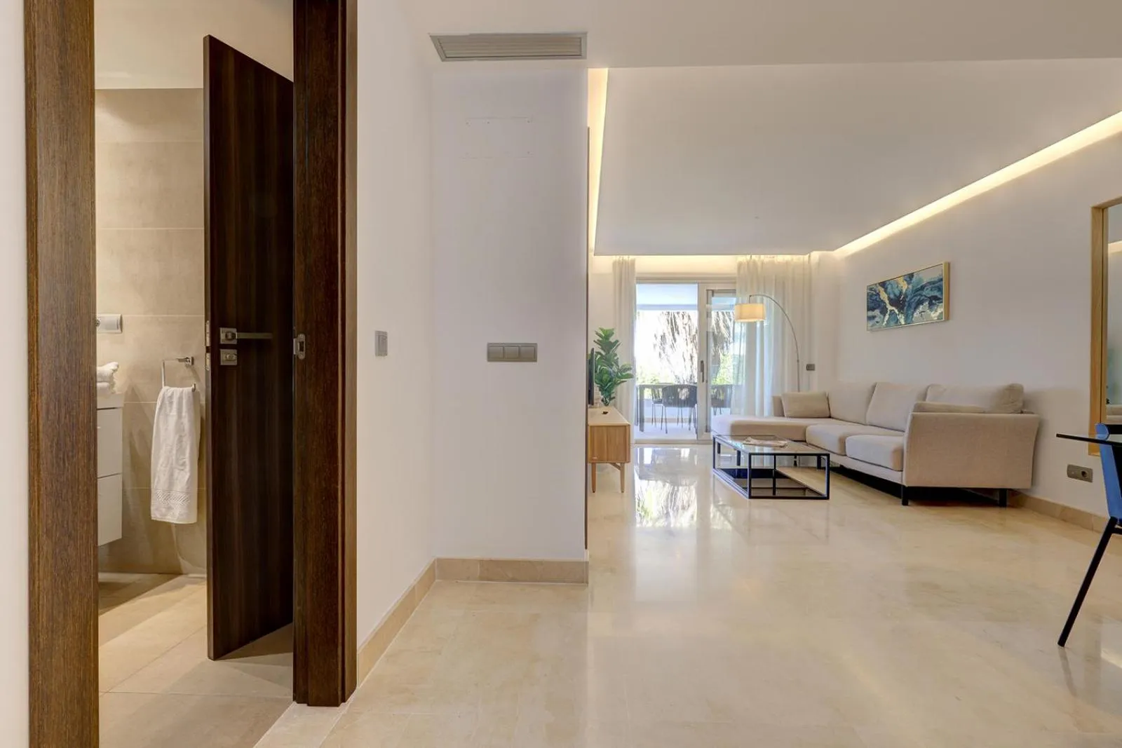 Communal lounge/ TV room in Aqua Apartments Vento, Marbella