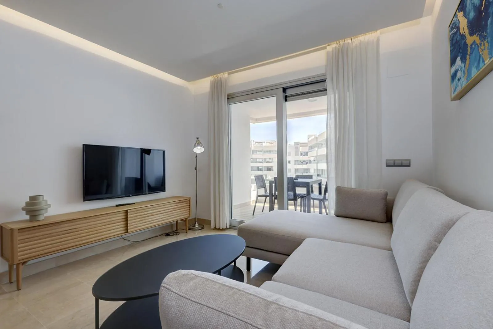 Communal lounge/ TV room in Aqua Apartments Vento, Marbella