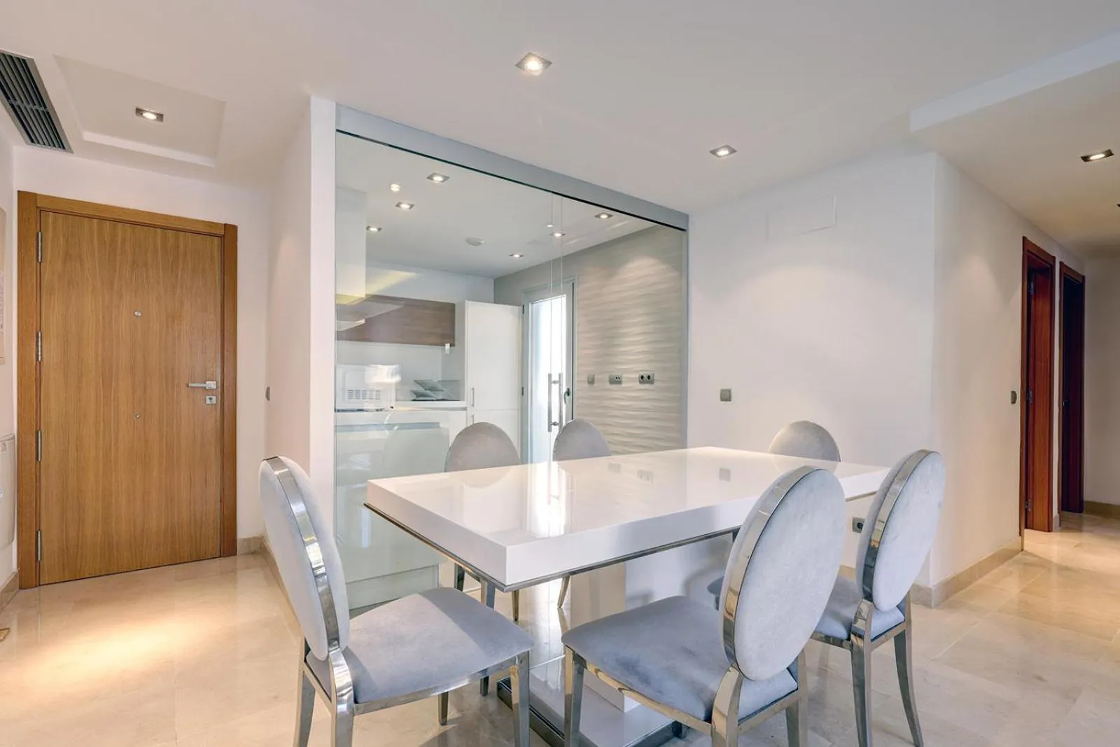 Dining area in Aqua Apartments Vento, Marbella