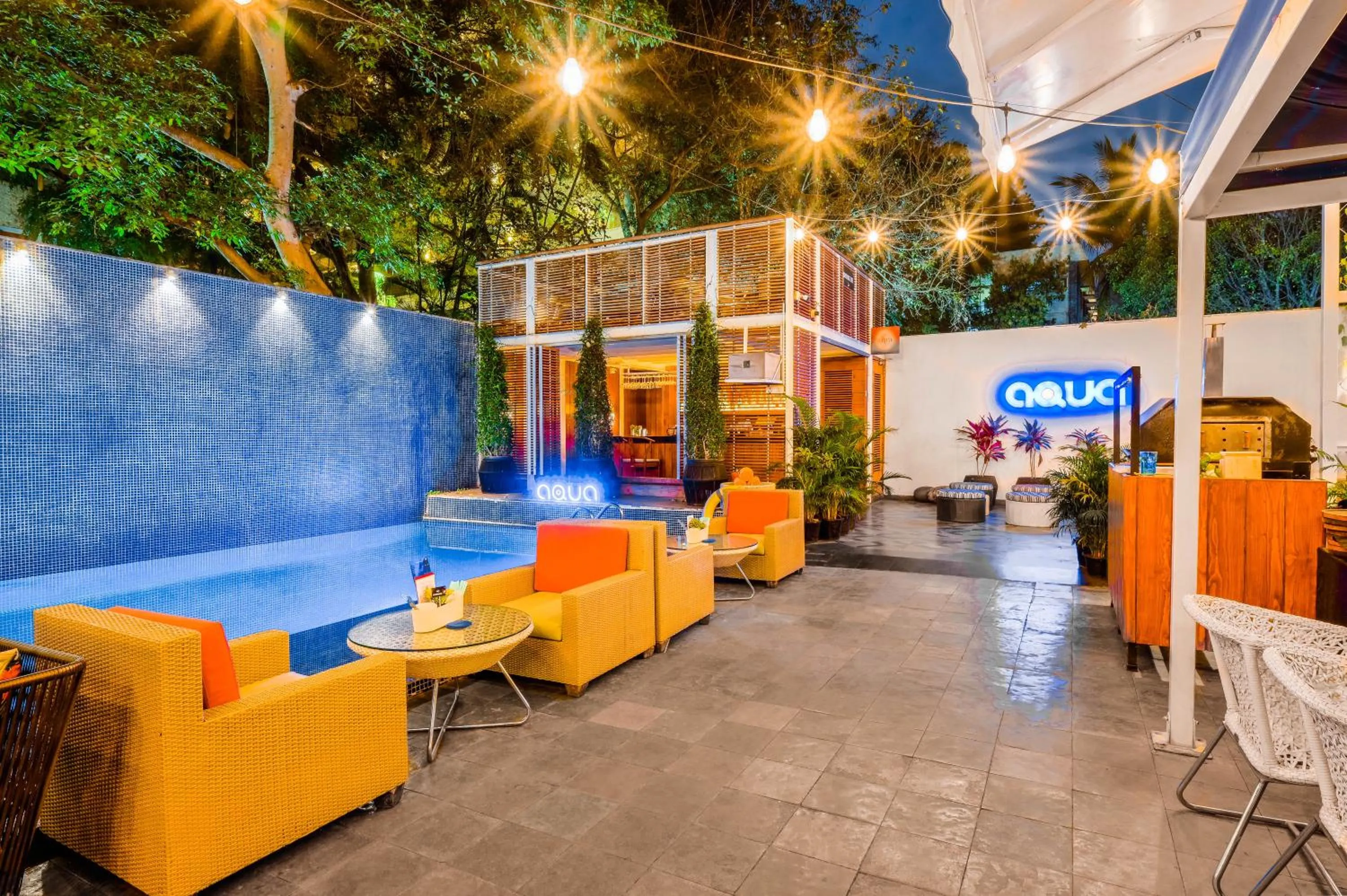 Restaurant/places to eat in The Park Bangalore, MG Road