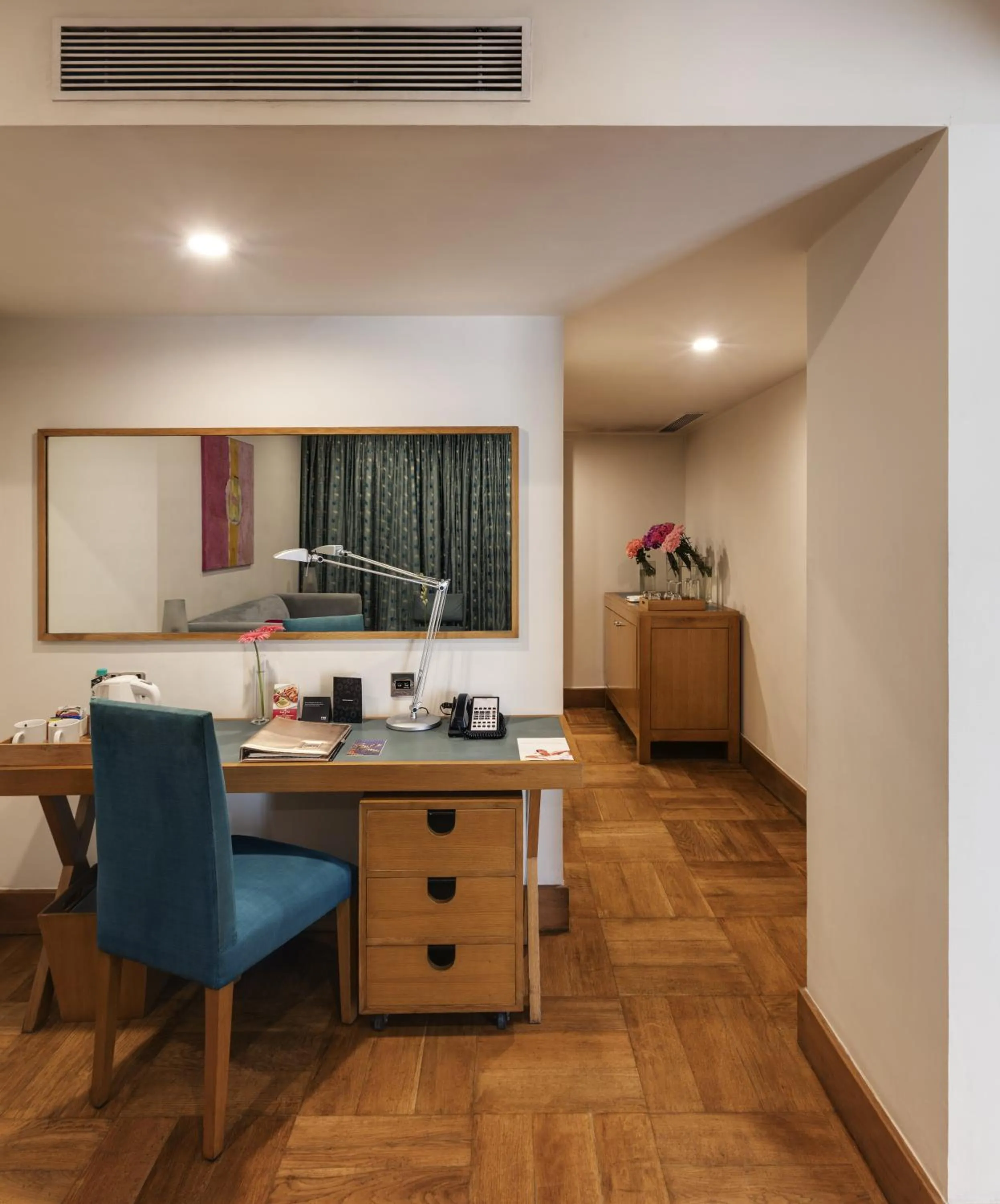 Decorative detail in The Park Bangalore, MG Road