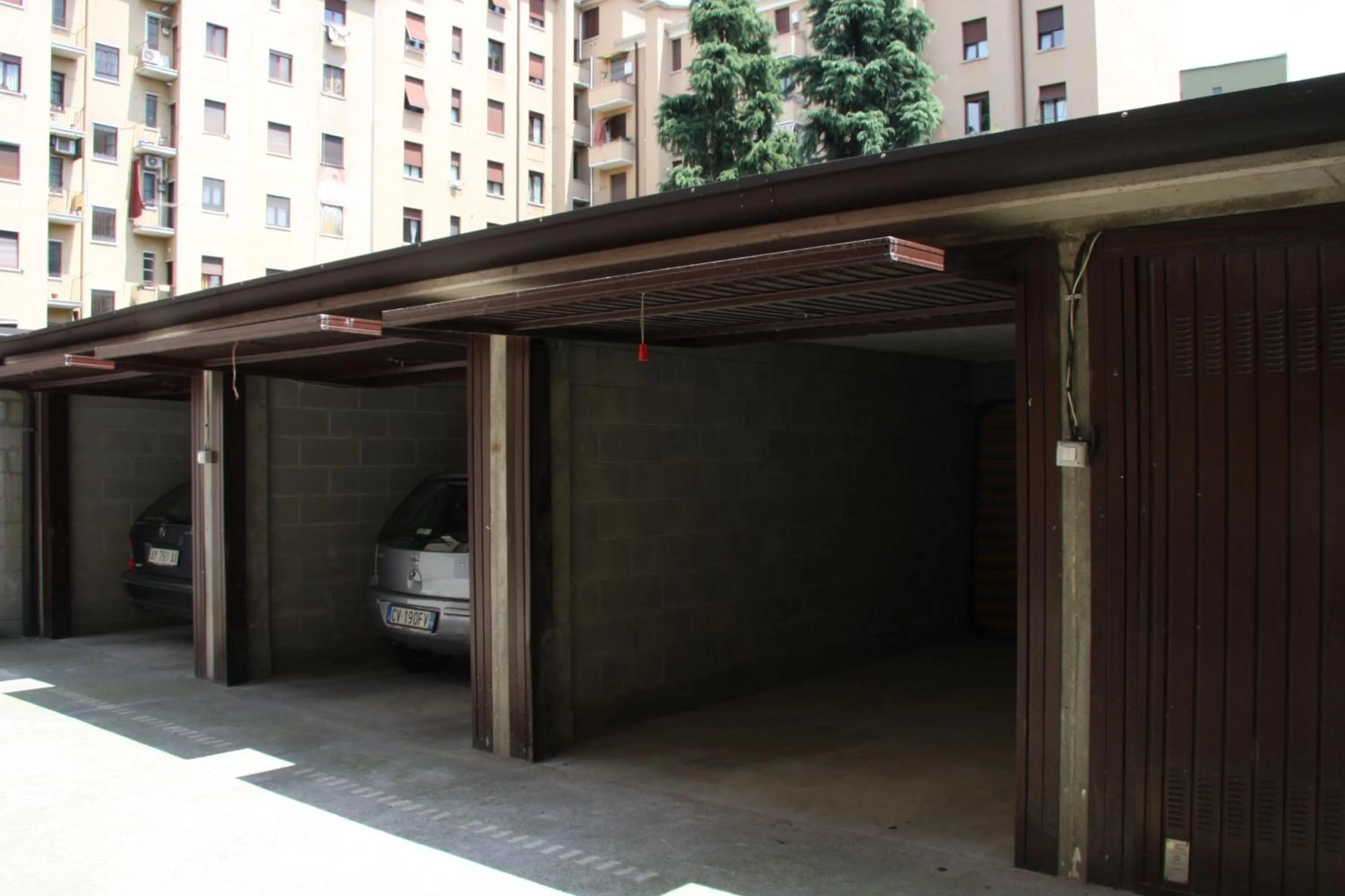 Parking in Hotel Adelchi