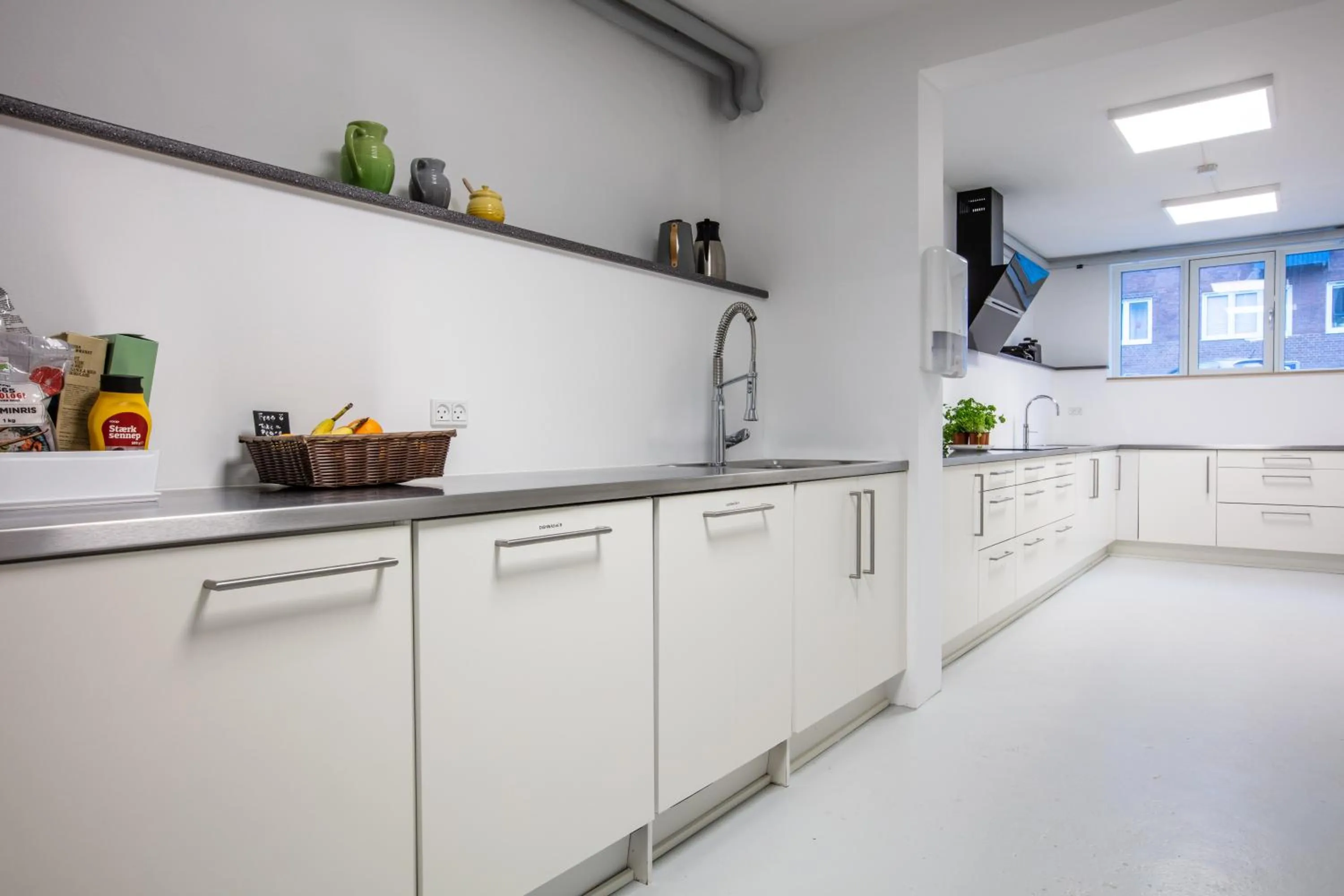 Communal kitchen in Sleepcph