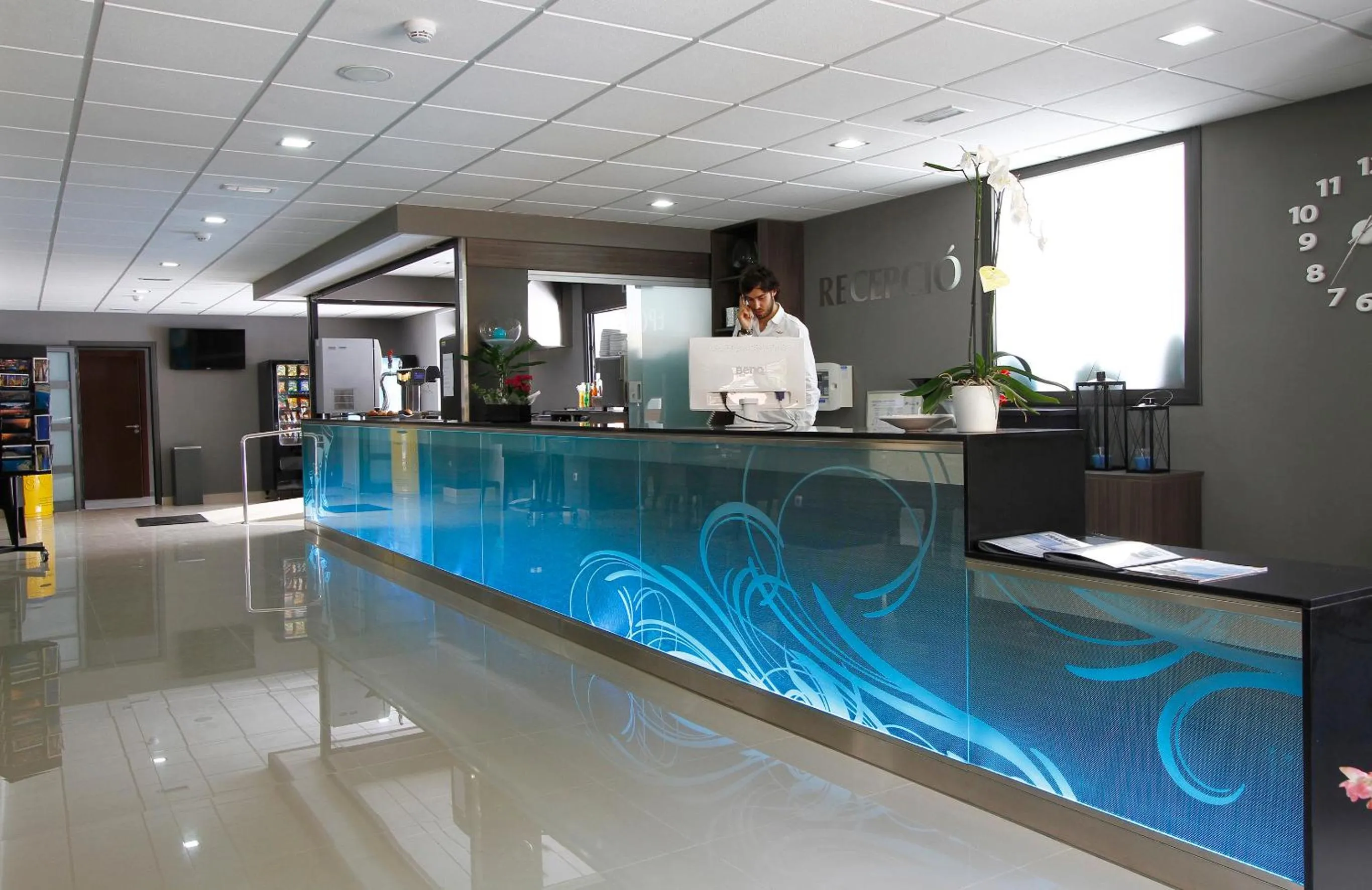 Lobby or reception in Summer Hotel