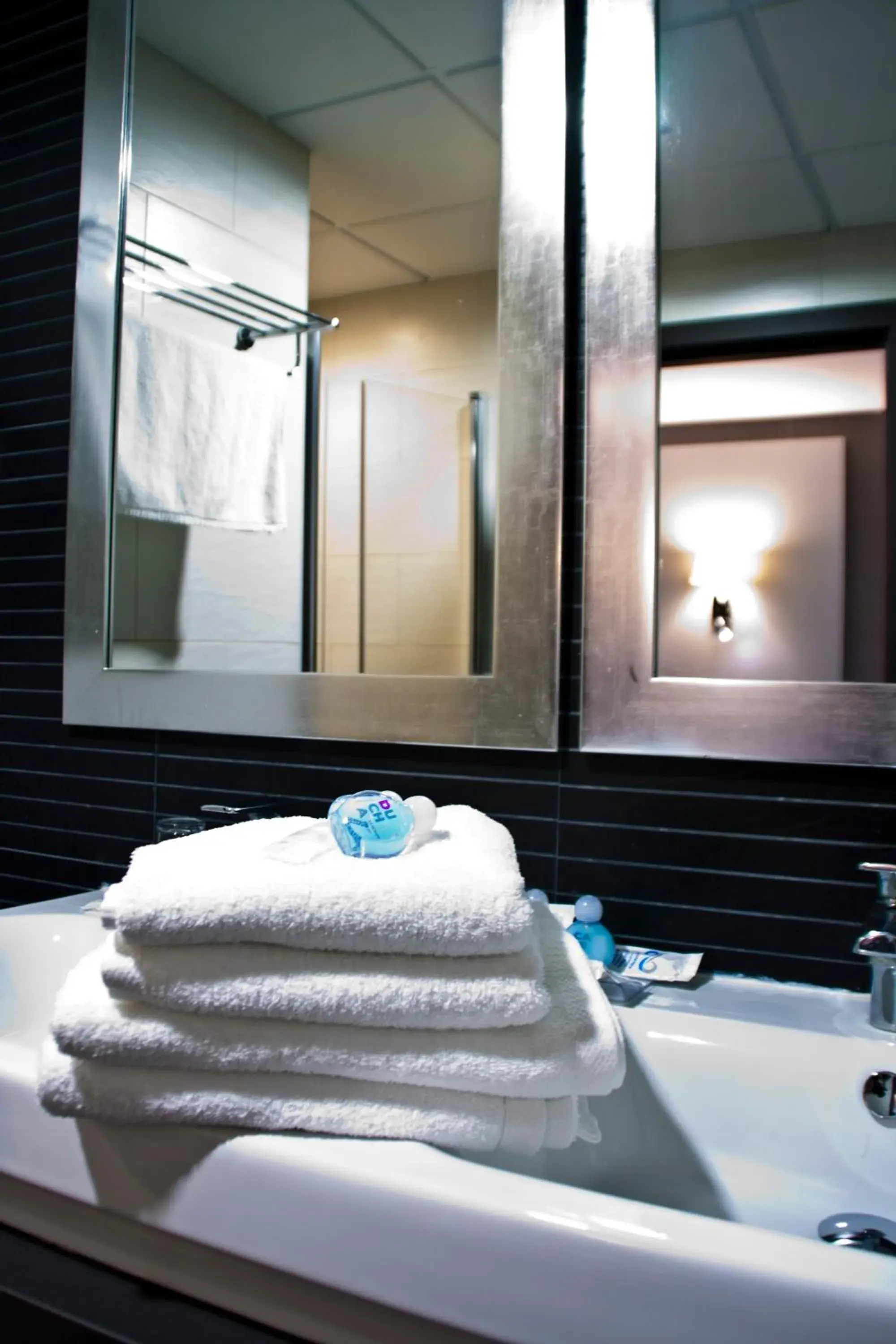 Triple Room in Summer Hotel Triple Room in Summer Hotel