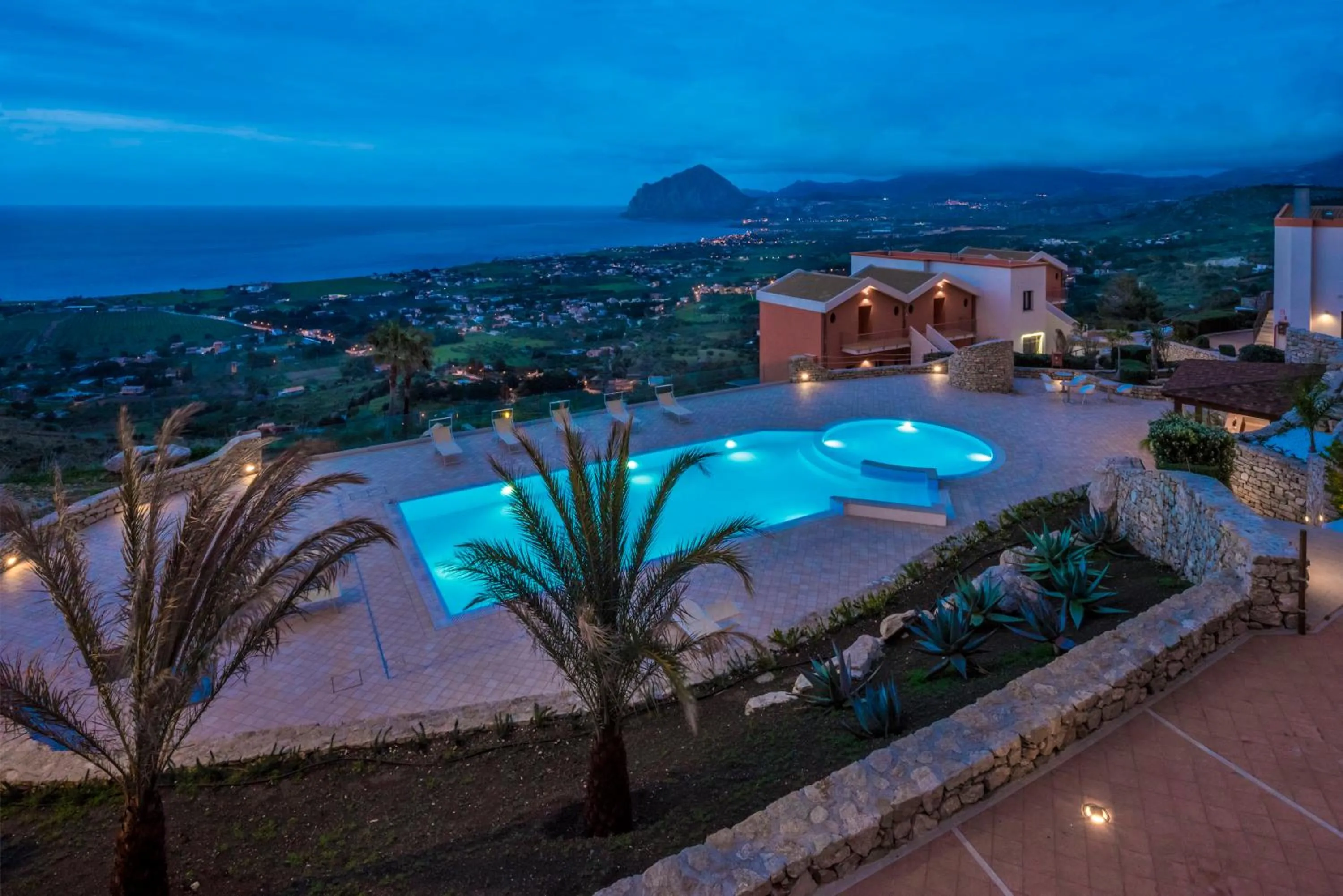 Property building in Hotel Parco Degli Aromi Resort & SPA