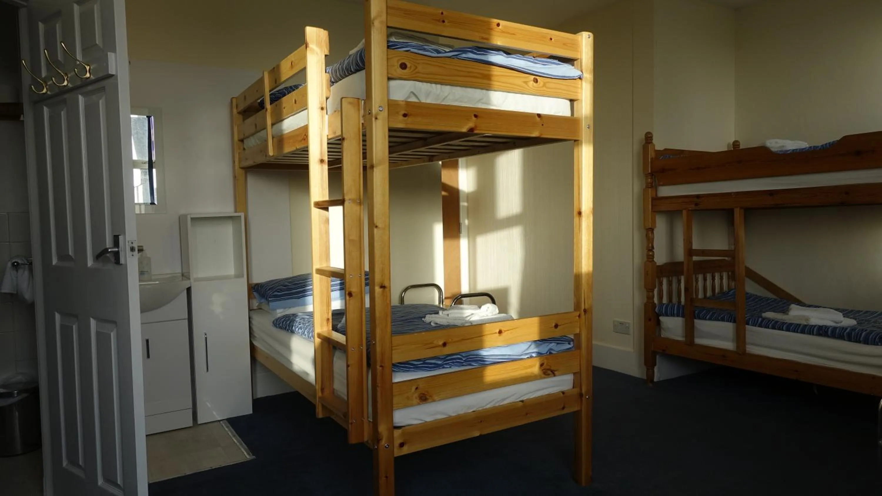 Bed in Longbeach- Adults Only