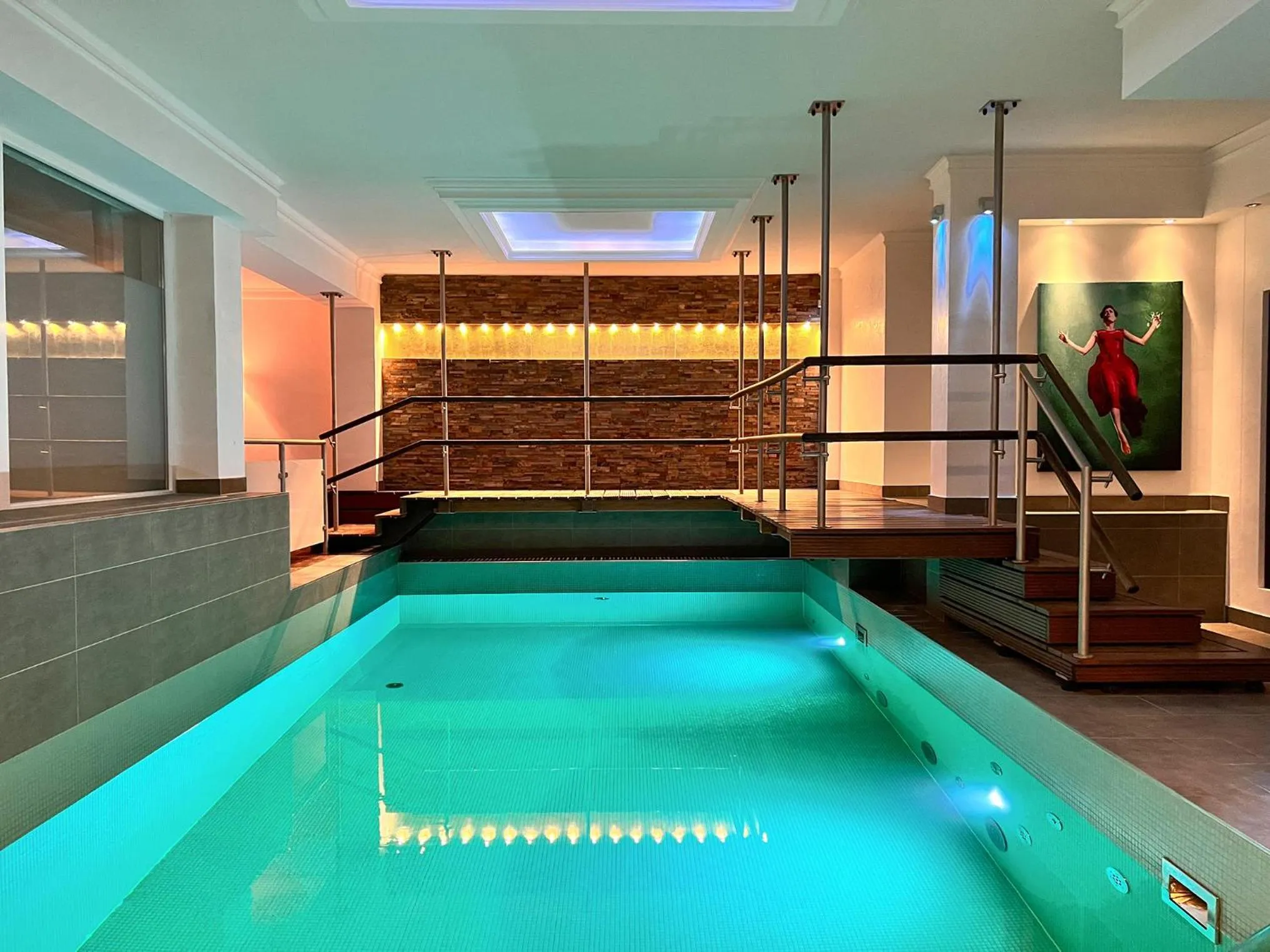 Swimming pool in Haverkamp Suites